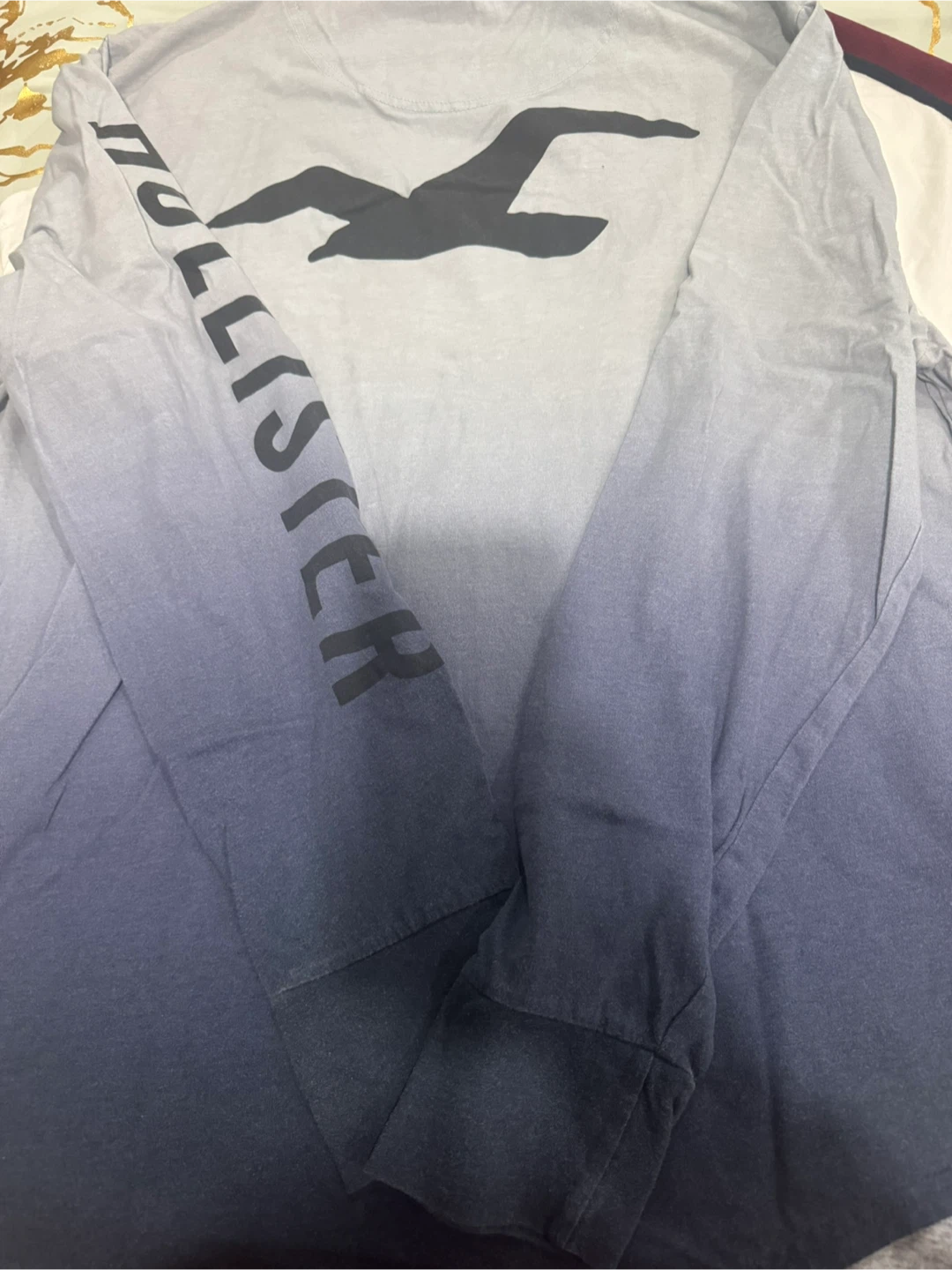Hollister Long Sleeve T-Shirt - Large - photo 5