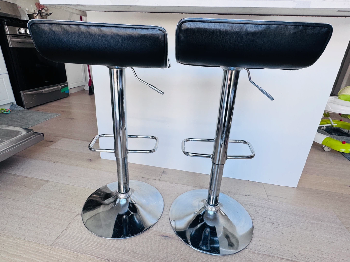 Pair of Black Bar Stools - photo 3