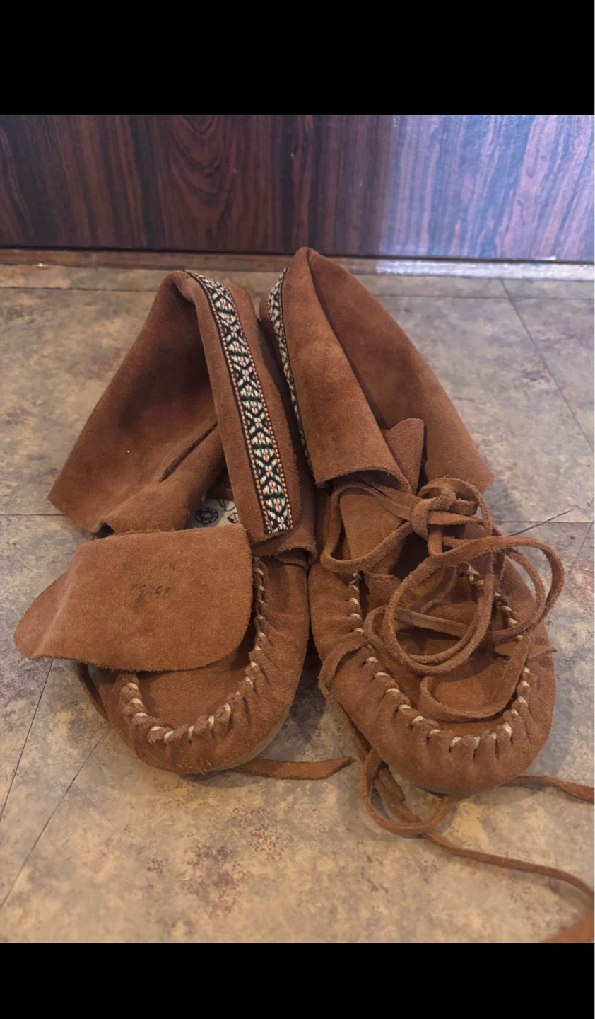 Brown Suede Moccasins with Beaded Trim - photo 2