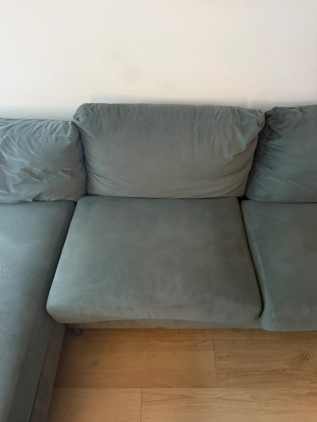 Green  U-shaped couch - photo 4