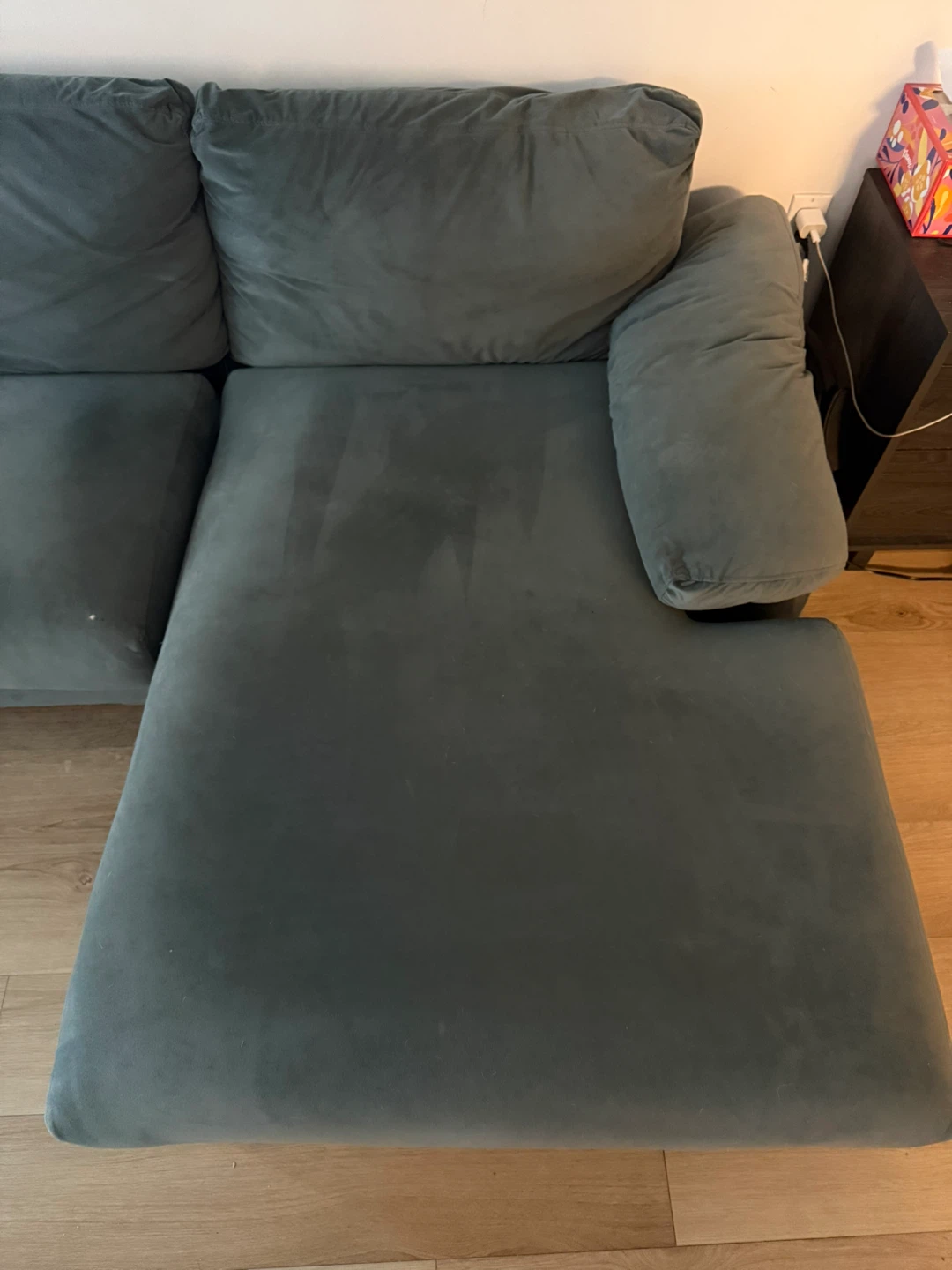Green  U-shaped couch - photo 2