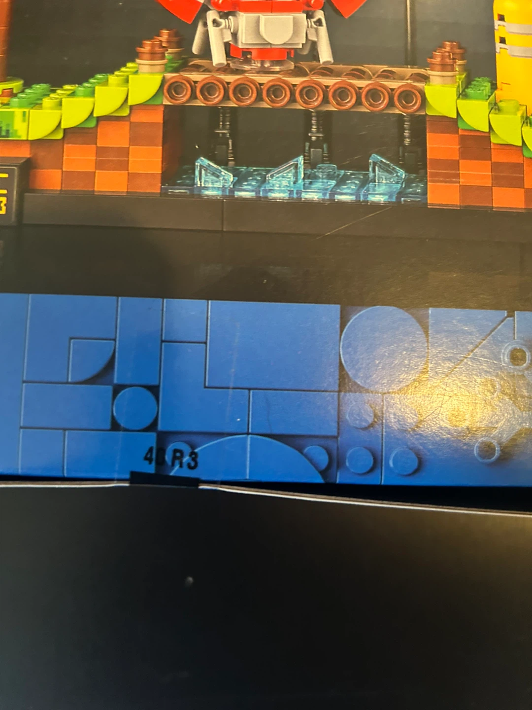 LEGO Ideas Sonic the Hedgehog Green Hill Zone Set - photo 4