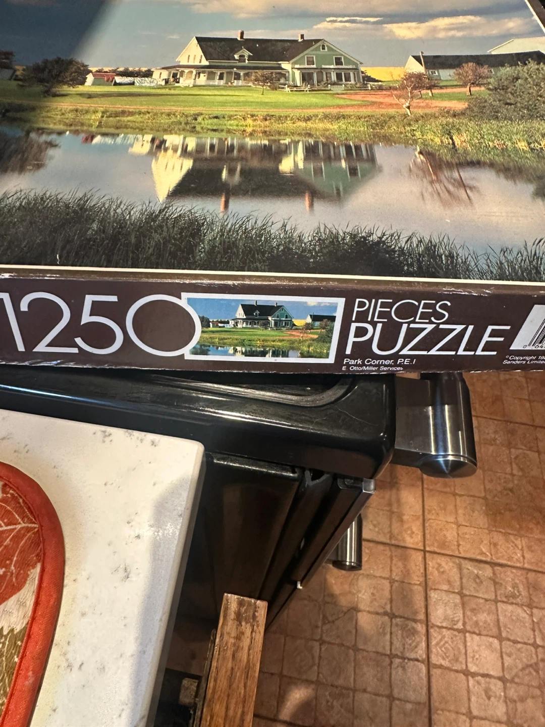 1250 Piece Jigsaw Puzzle - Farmhouse Scene - photo 2