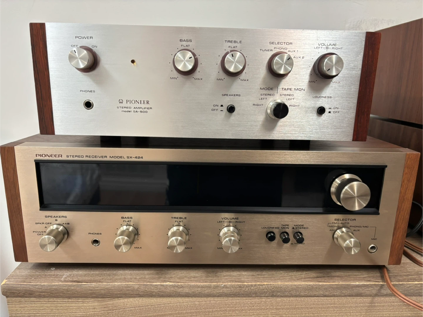 Pioneer Stereo Amplifier SA-900 and Receiver SX-424 - photo 5