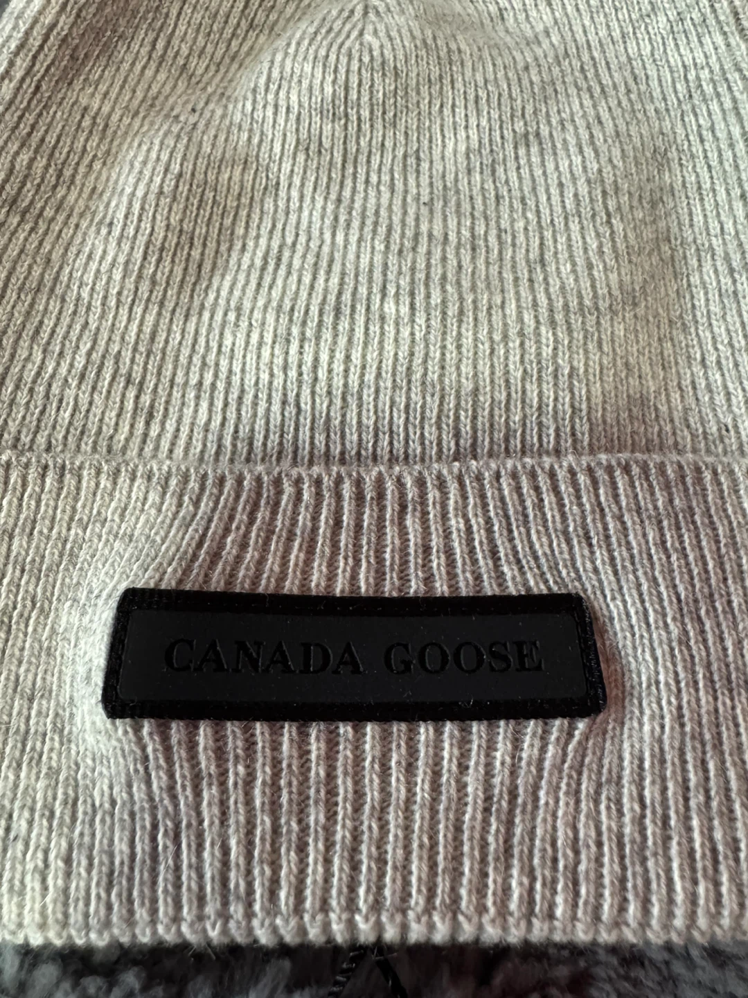 Canada Goose Beanie Hat - Mist Grey - photo 2