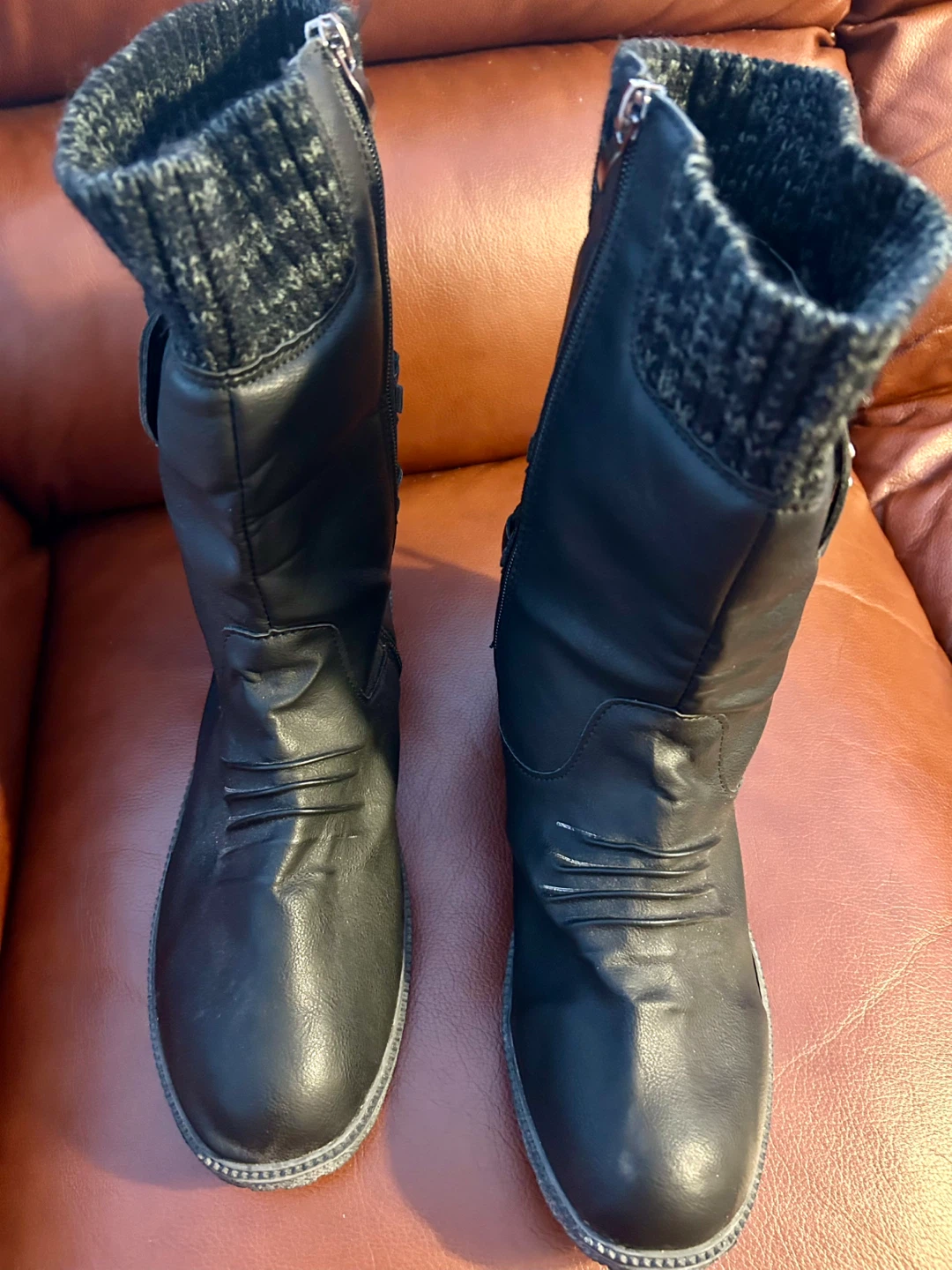 Casual Winter boots-never worn