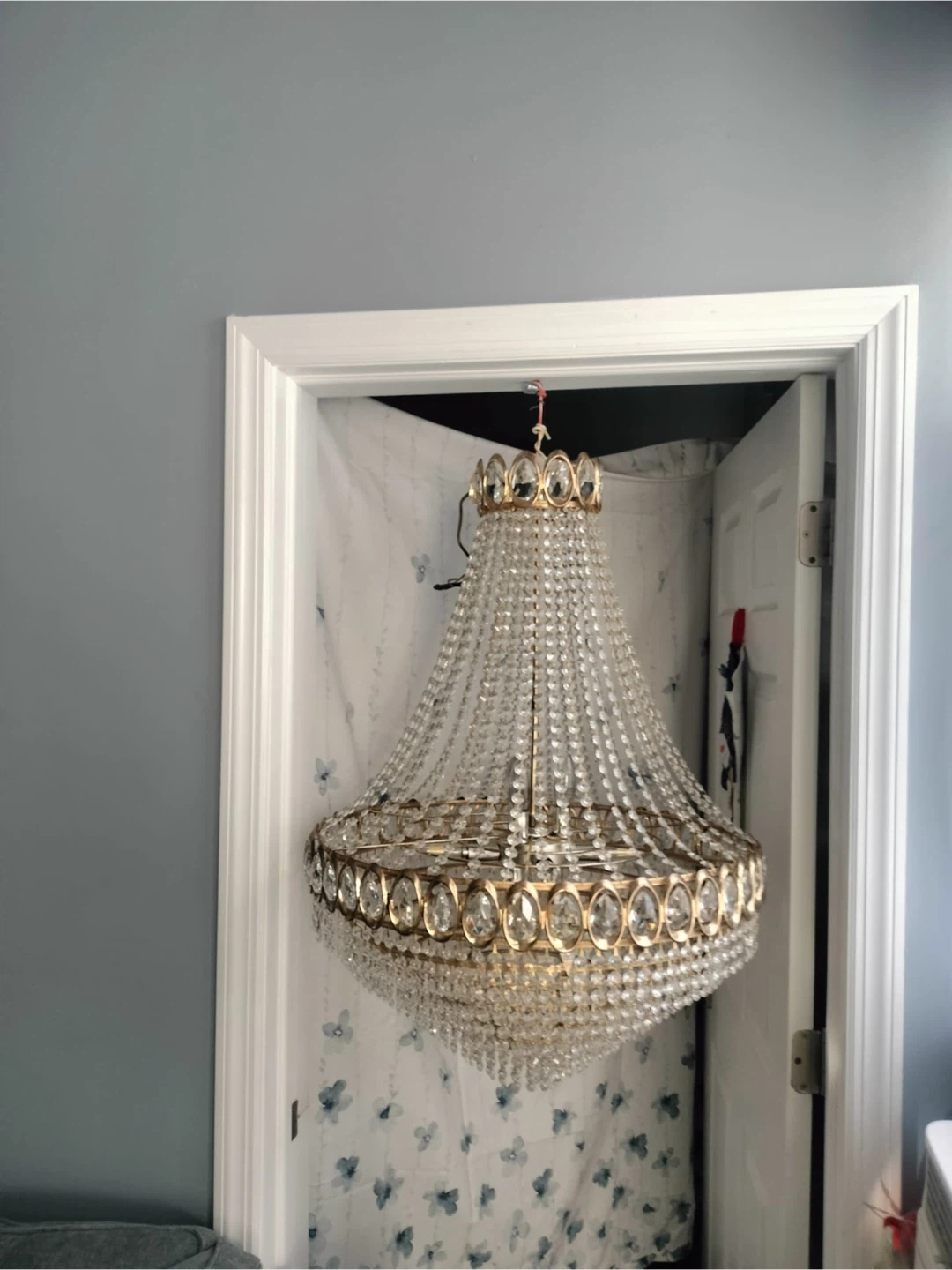 Vintage Crystal Chandelier with Gold Accents - photo 2