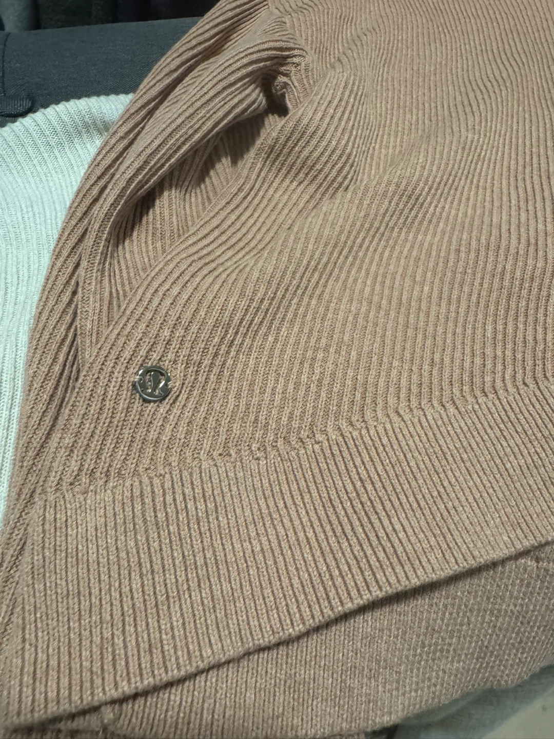 Lululemon Ribbed Cropped Sweater - photo 4
