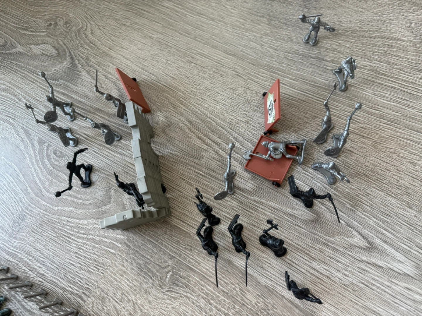 Army figures and soldiers toy set - photo 4
