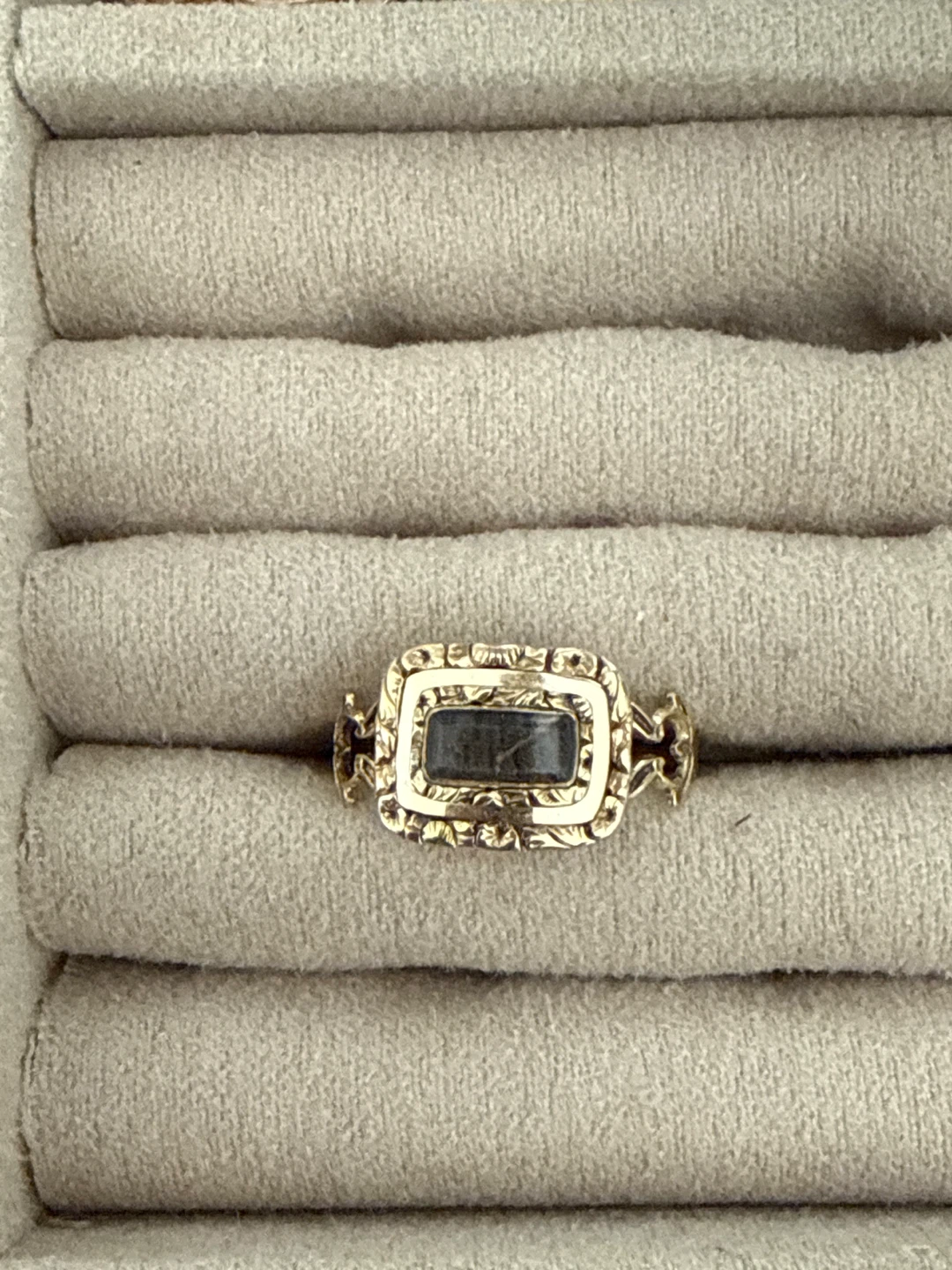Antique 14k gold Georgian  Mourning Ring - photo 4
