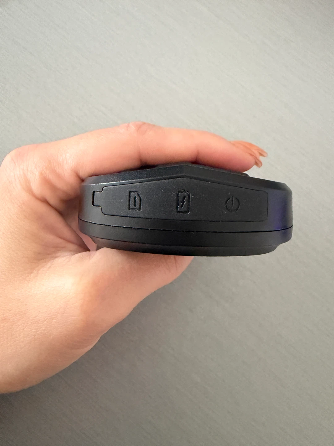 4G magnetic GPS tracker 7070G - photo 4
