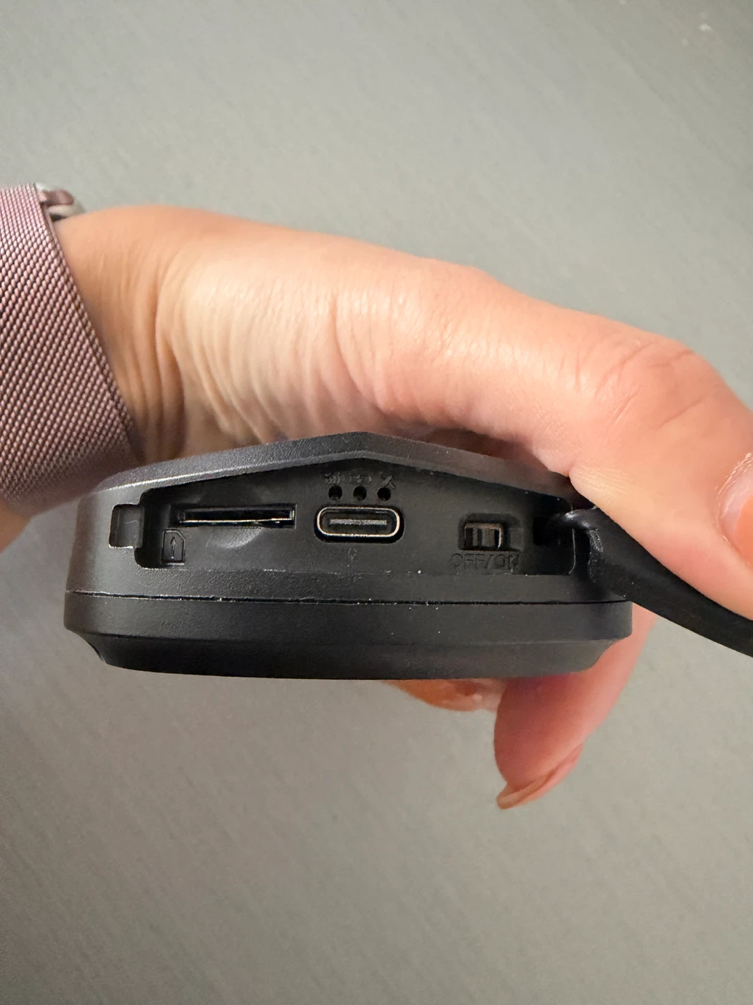 4G magnetic GPS tracker 7070G - photo 3