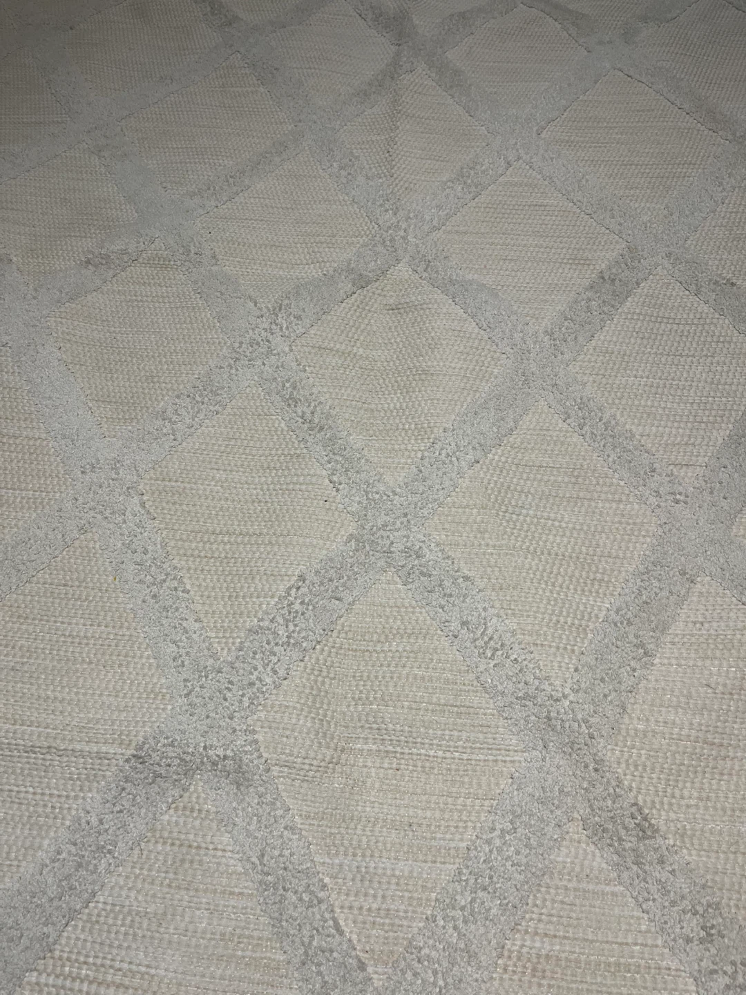 Off-White Geometric Area Rug 5ft 6.5ft - photo 2