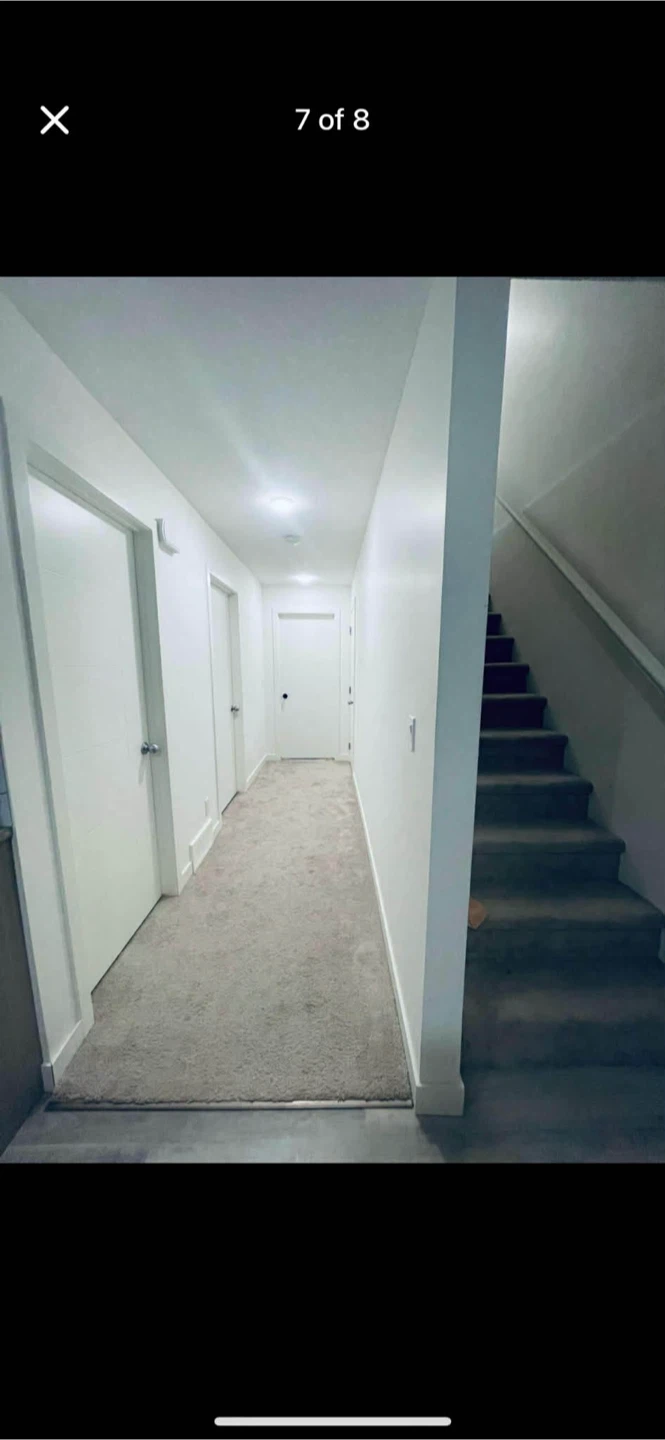 1 bedroom besement suite - photo 5