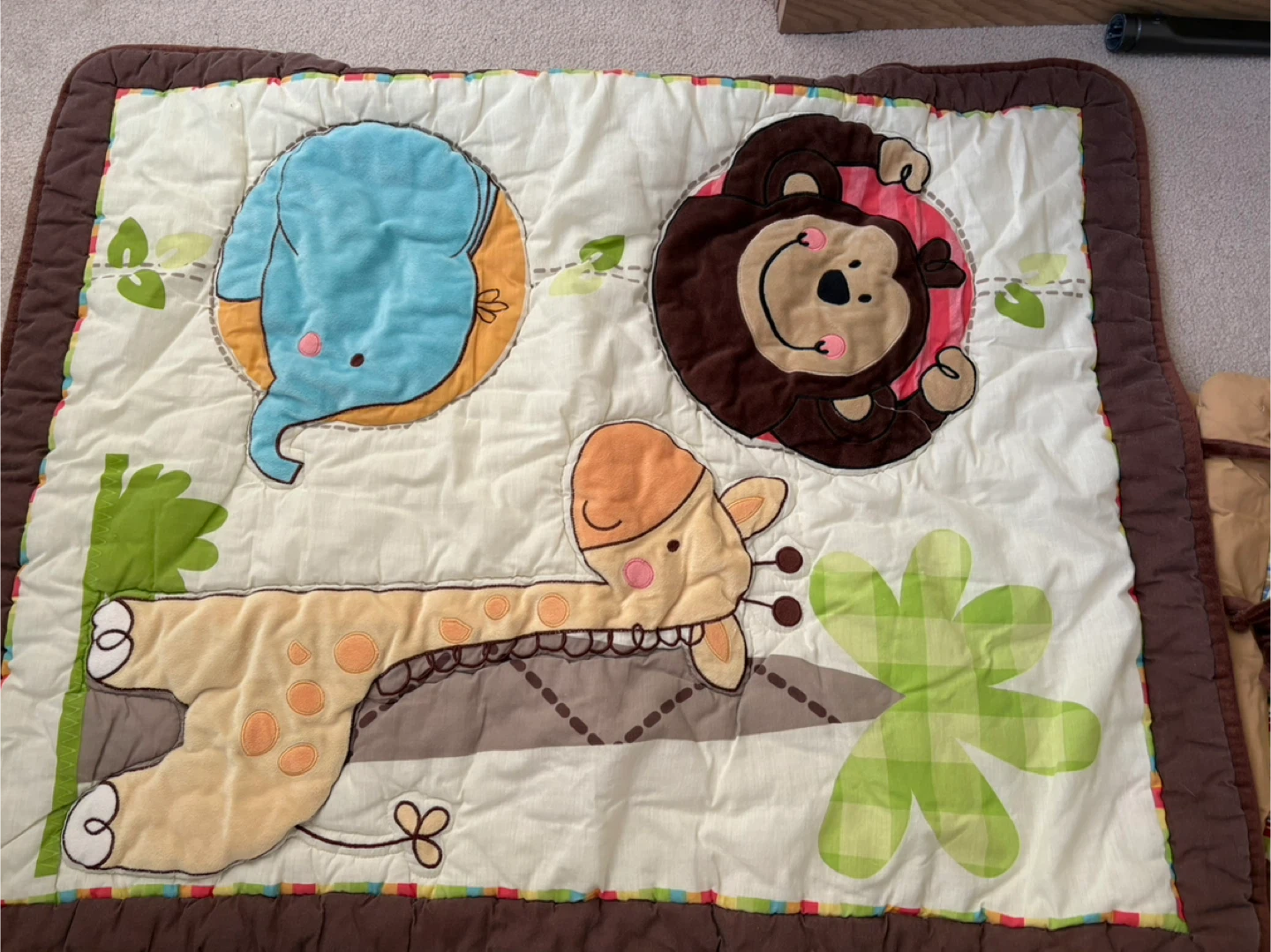 Free fisher price round playmat - photo 2