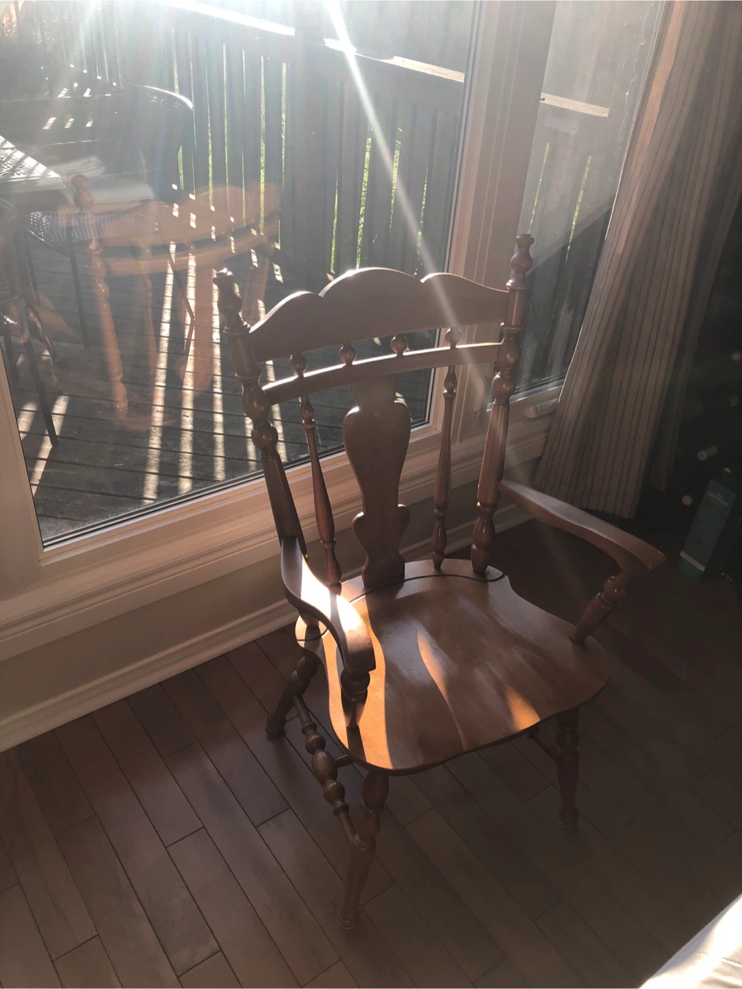 13 pce. Colonial real wood dining room set - photo 2