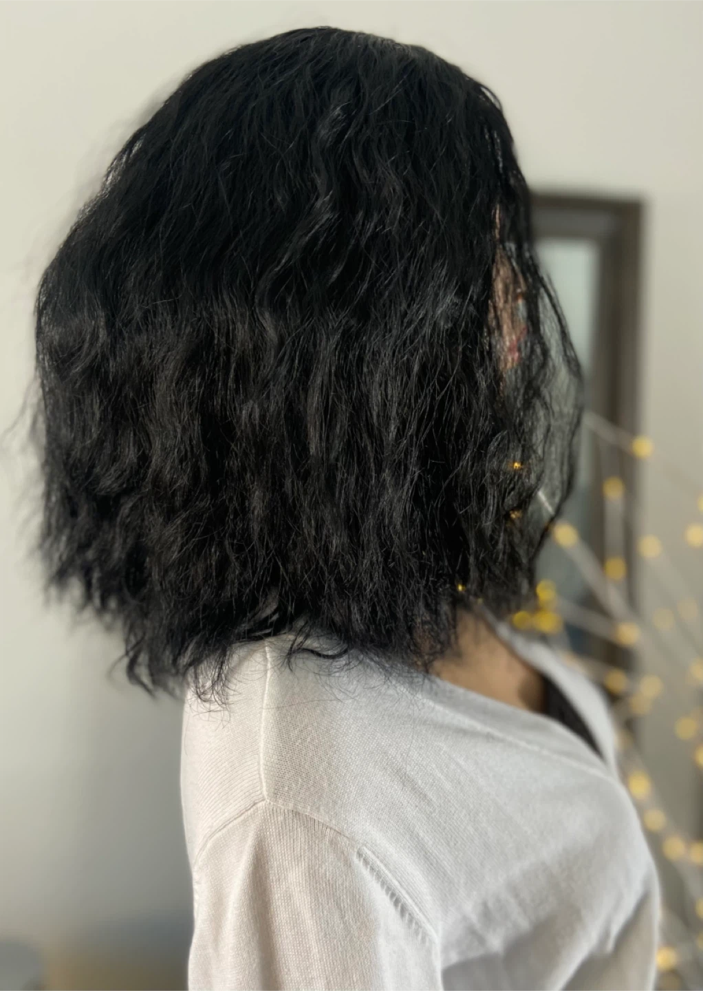 NWOT: Black Medium Length Voluminous Wavy Synthetic Wig - photo 3
