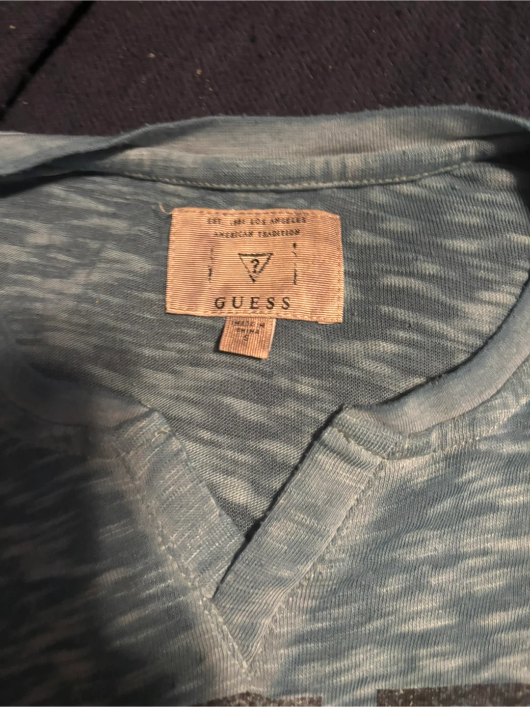 Guess Blue V-Neck Graphic T-Shirt - photo 2