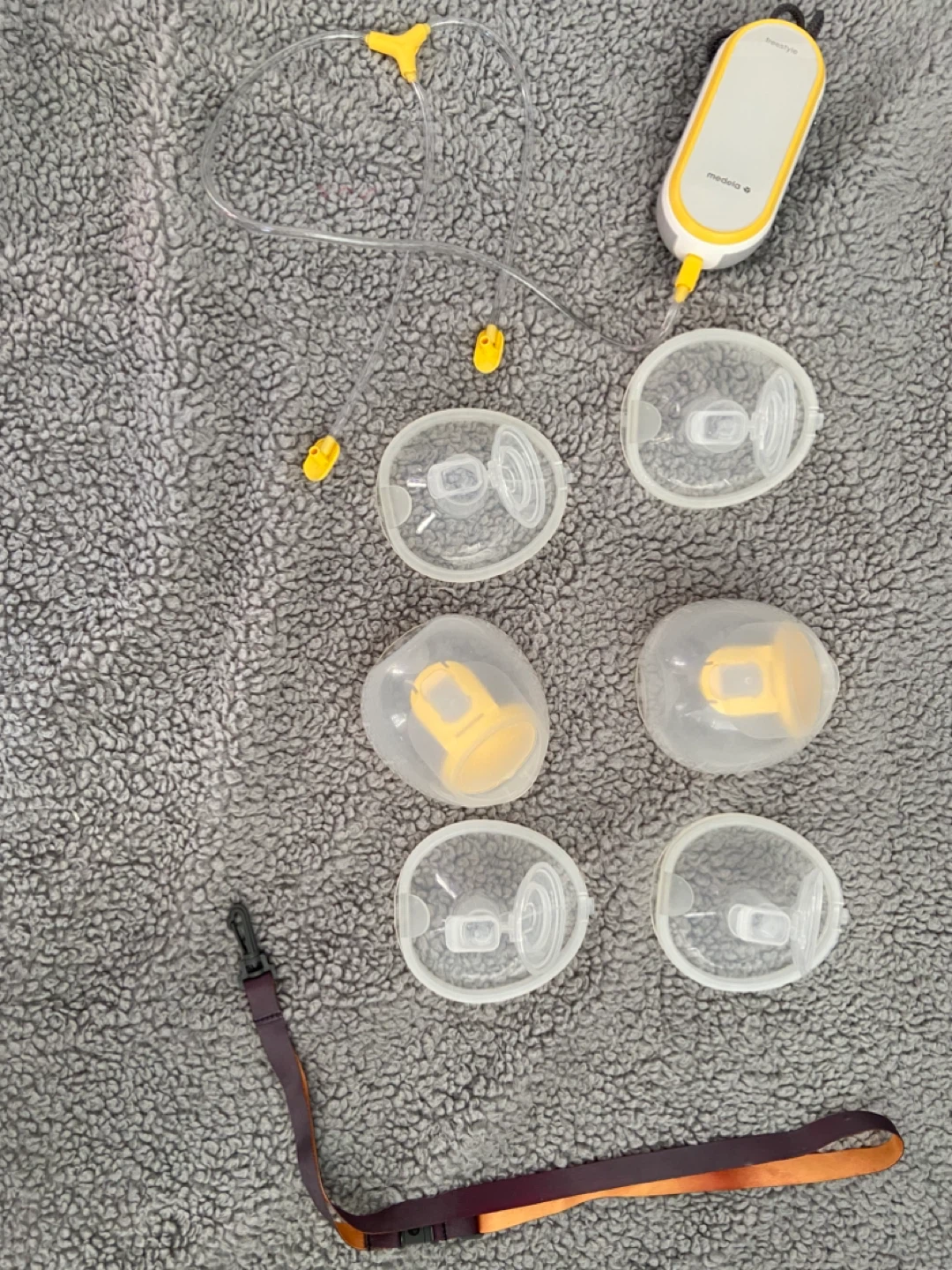 Medela Freestyle Double Electric Breast Pump - photo 2