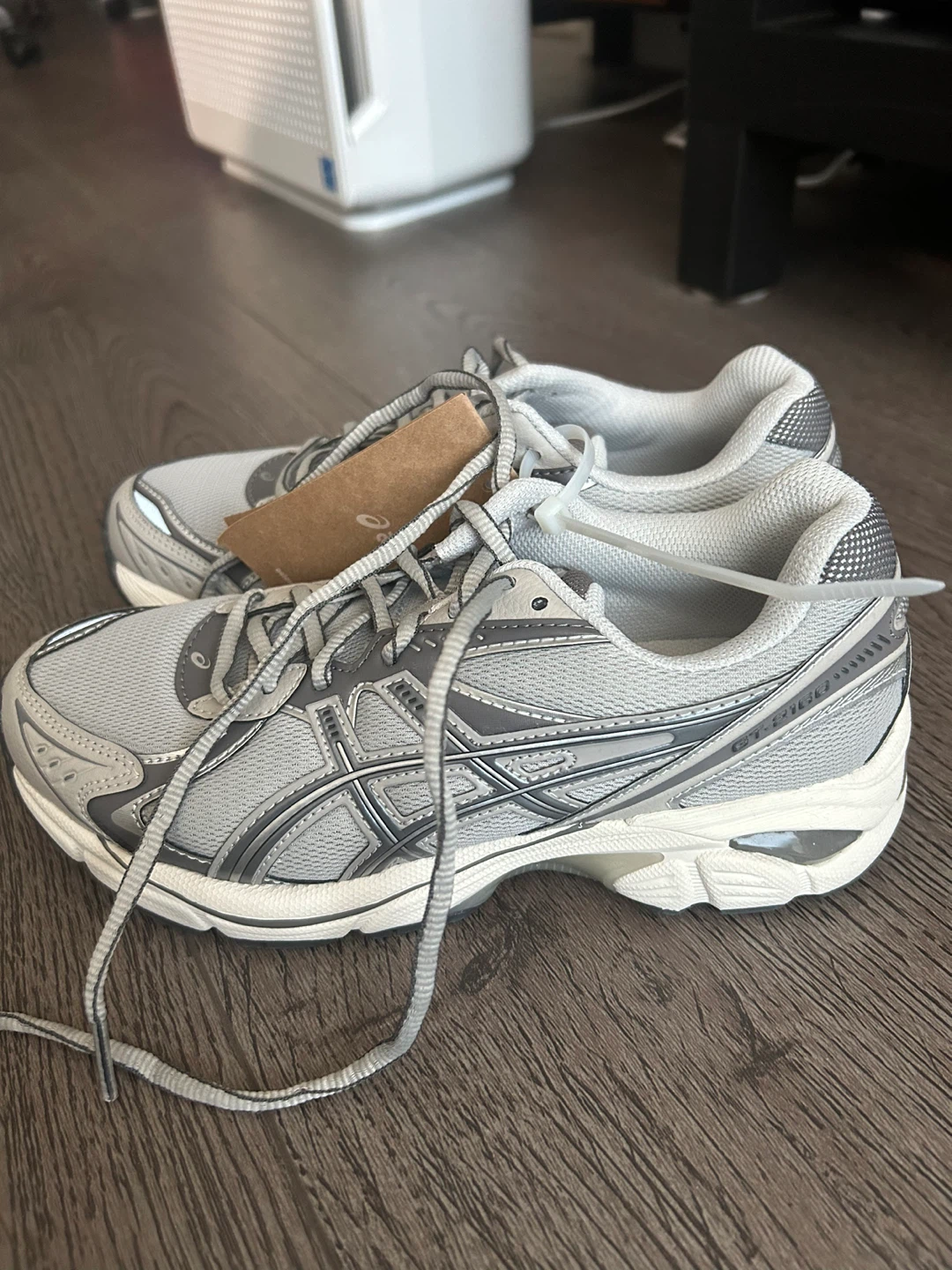 ASICS Running Shoes Size 5 (US) - photo 3