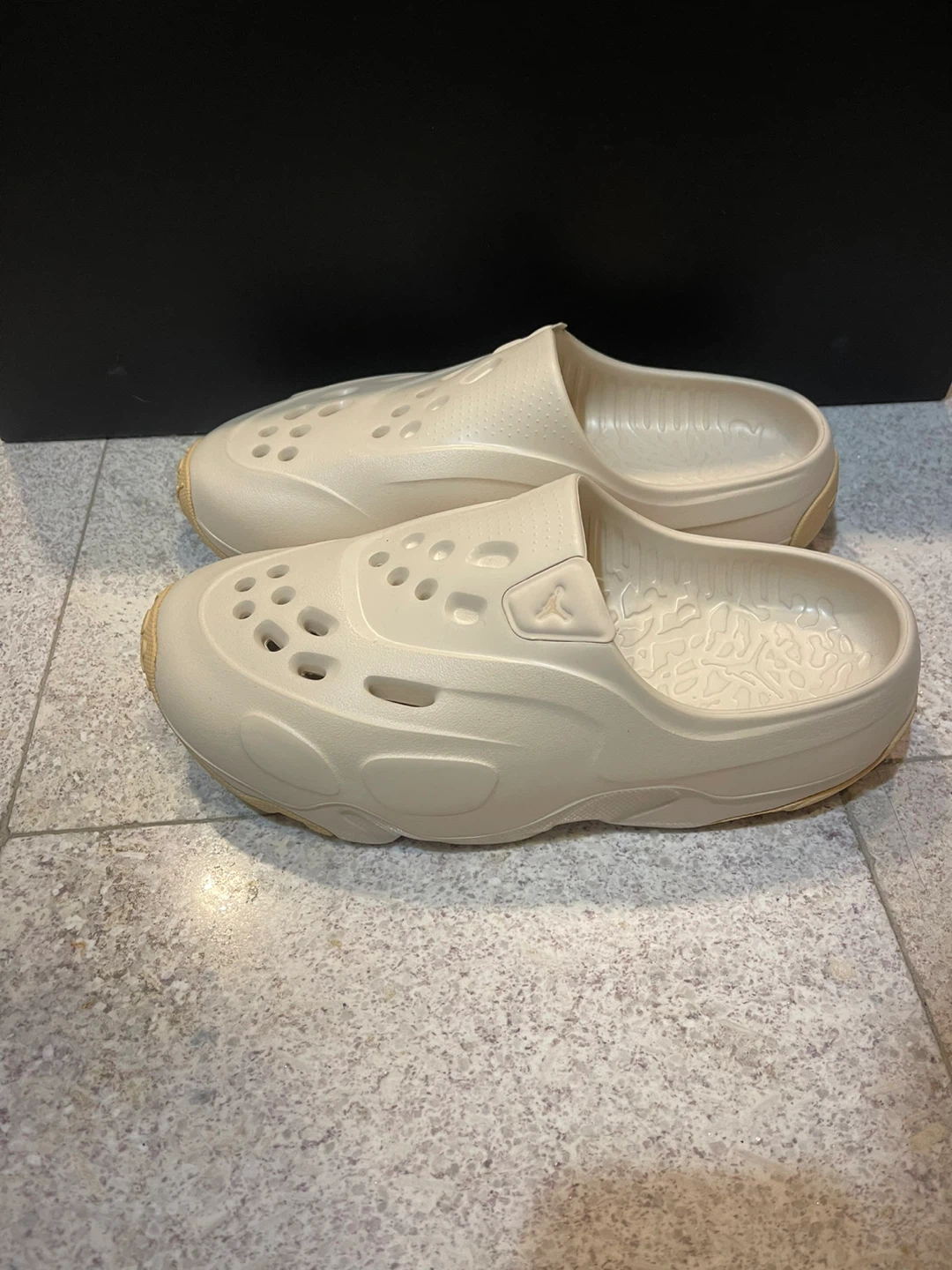 Jordan Yeezy - photo 2