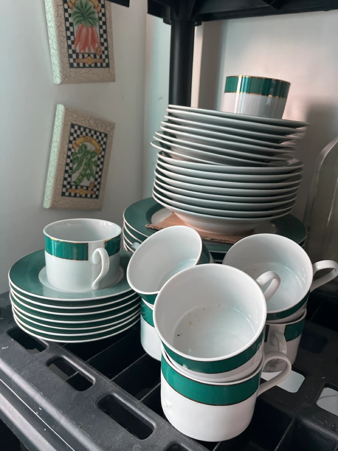 Gallery by Presidents China Set - White with Green and Gold Trim