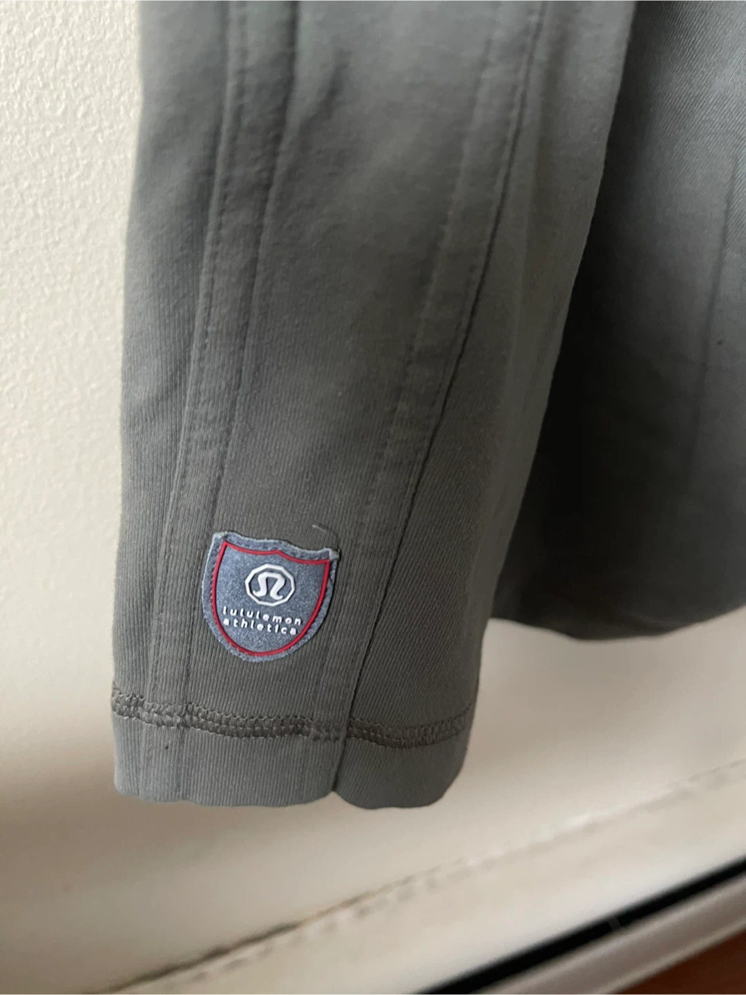 Lululemon Athletica Men's Shorts Size M