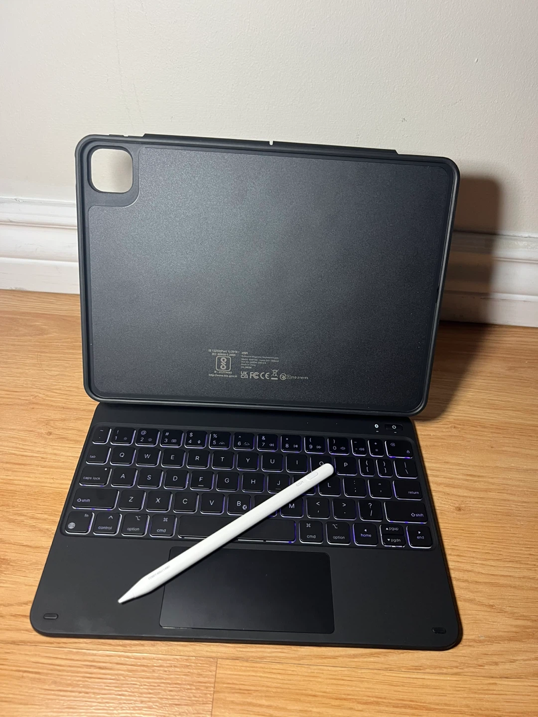 iPad Pro Keyboard Case with Trackpad - photo 4