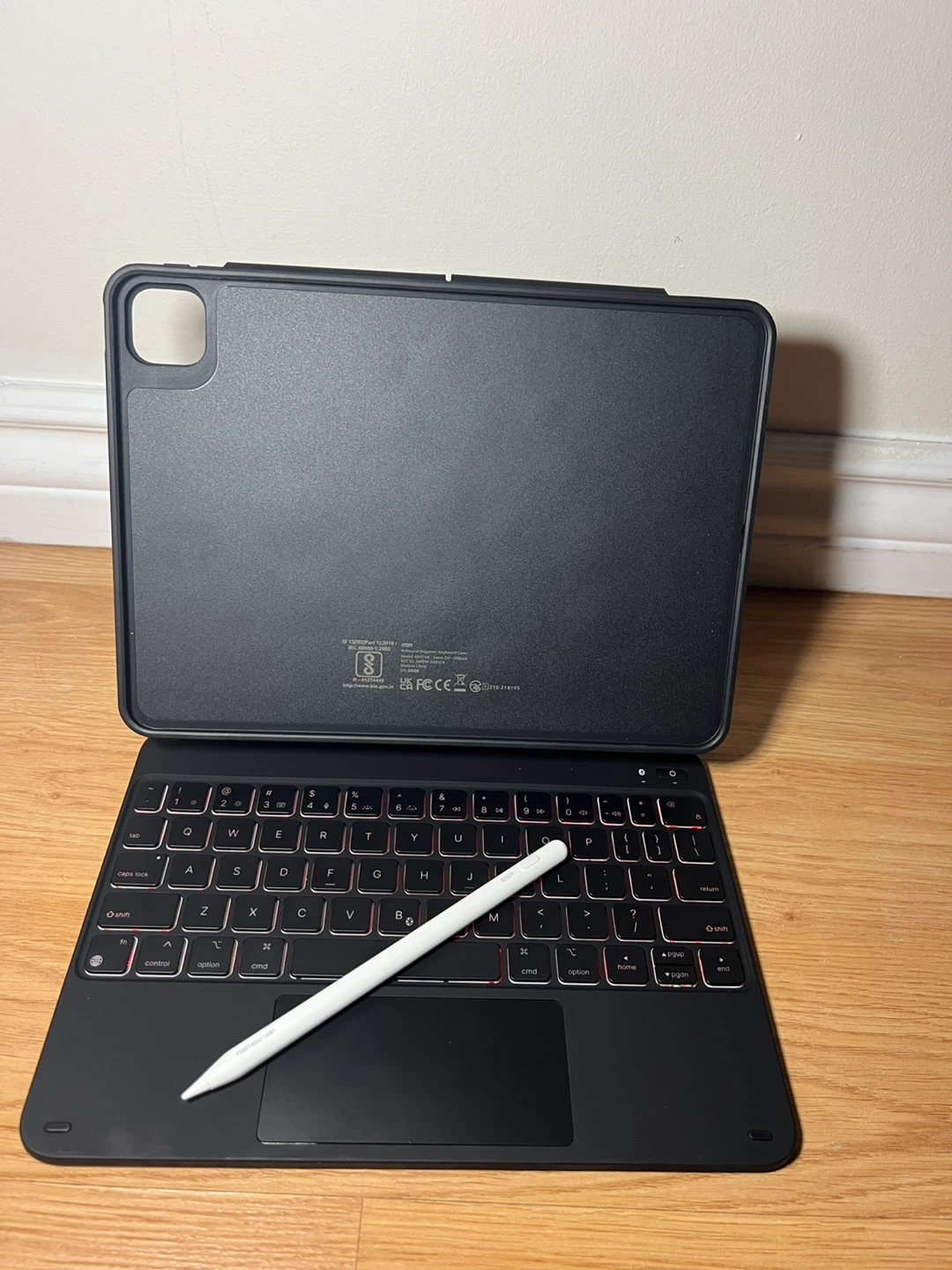 iPad Pro Keyboard Case with Trackpad - photo 3
