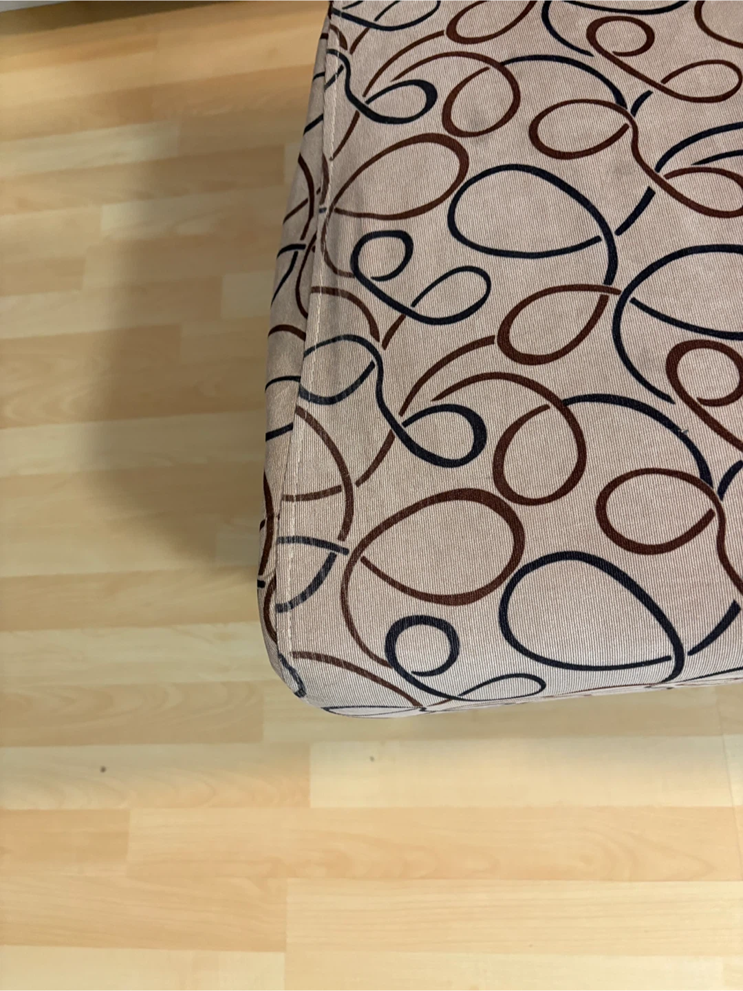 Pair of Accent Chairs - photo 4