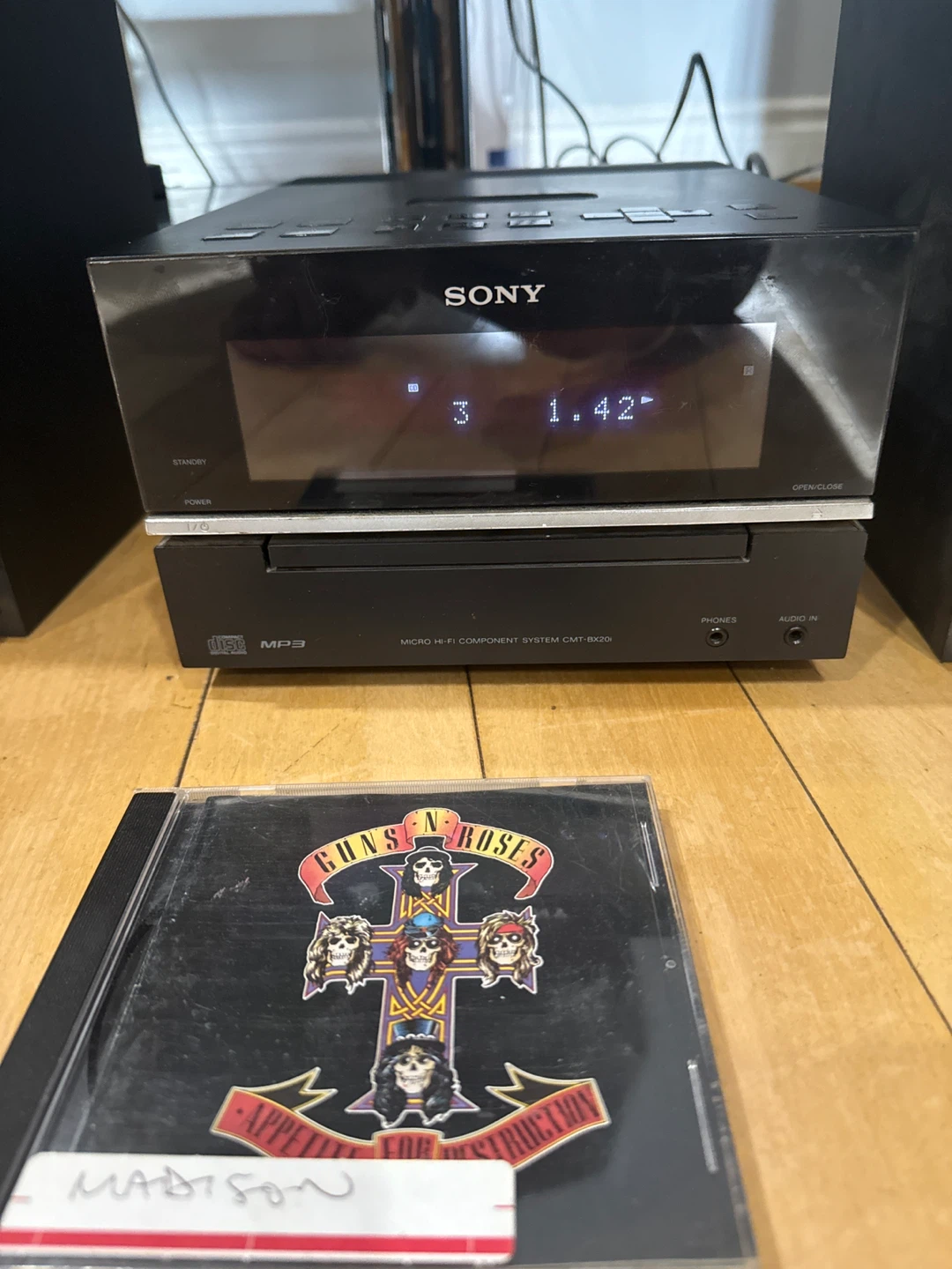 Sony CMT-BX20i Micro Hi-Fi Component System - photo 2