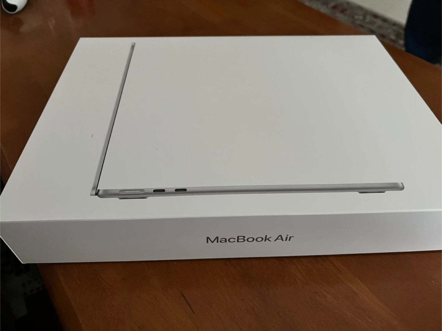BNIB Macbook Air 13” Silver 16G 512GB - photo 2