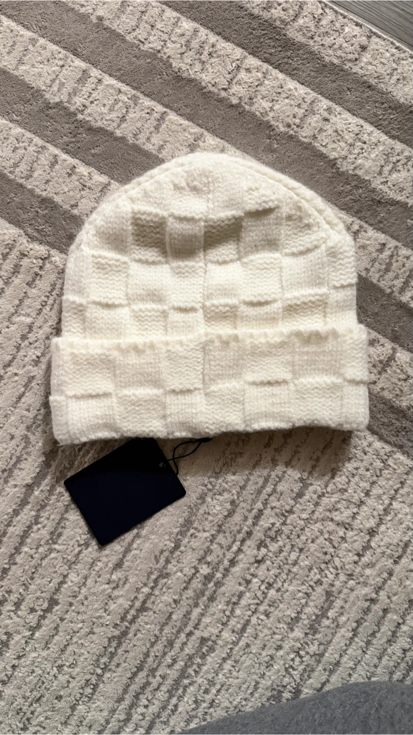 Louis Vuitton Beanie - photo 2