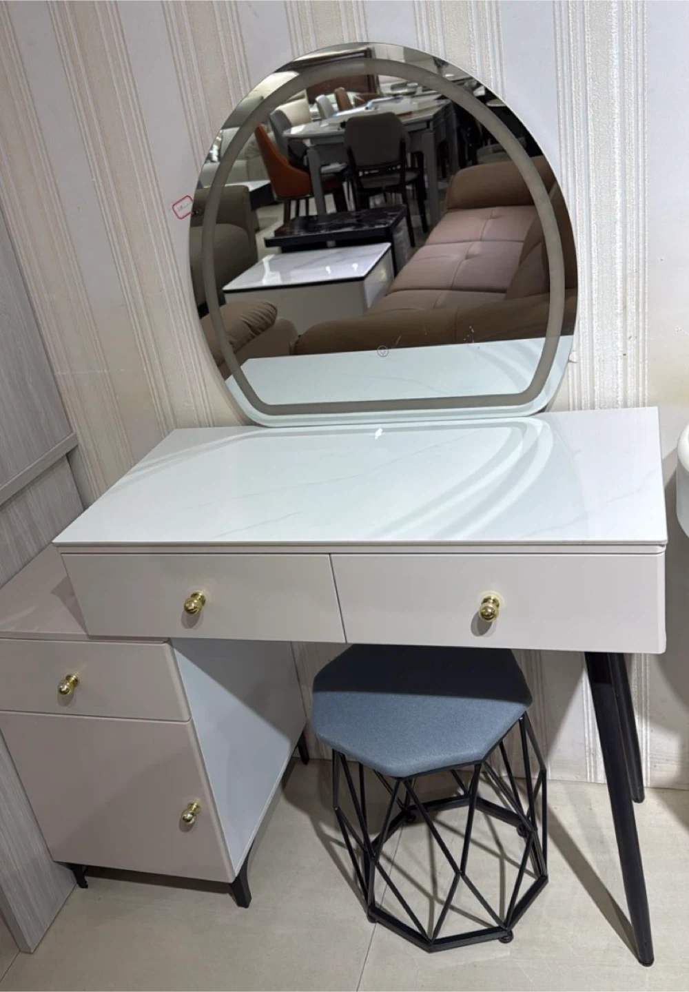 White Vanity Desk with Lighted Mirror and Stool