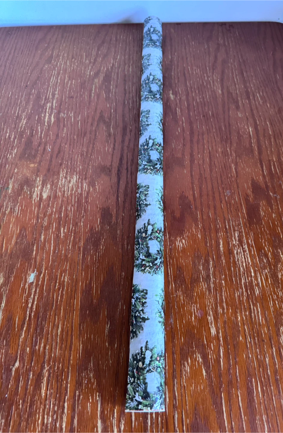 Roll of Christmas Wrapping Paper - photo 2