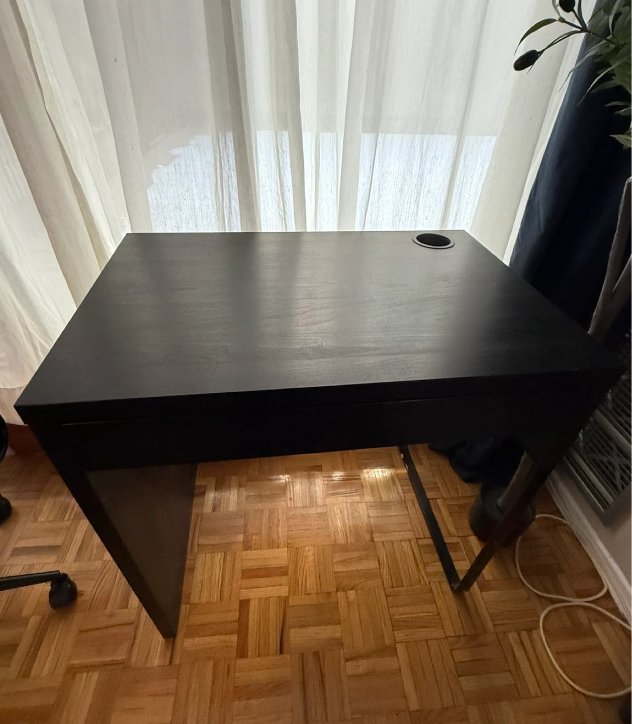 Black Desk from IKEA | Micke - photo 3