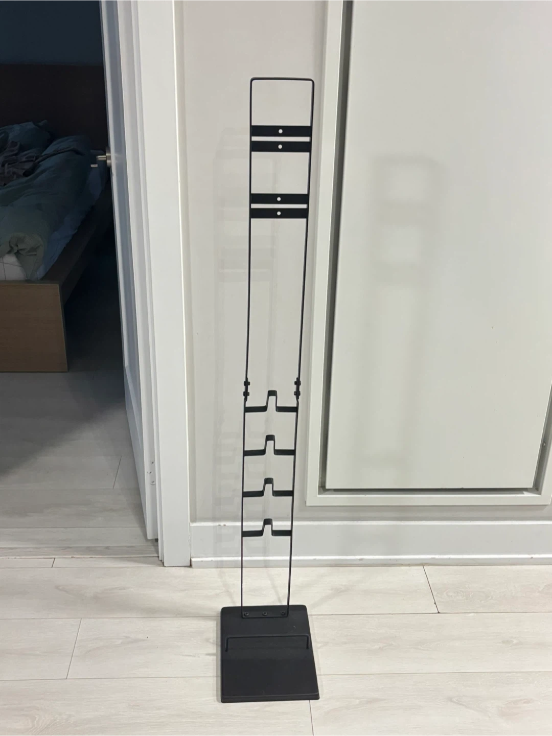 Vacuum Cleaner Stand for Dyson - photo 4
