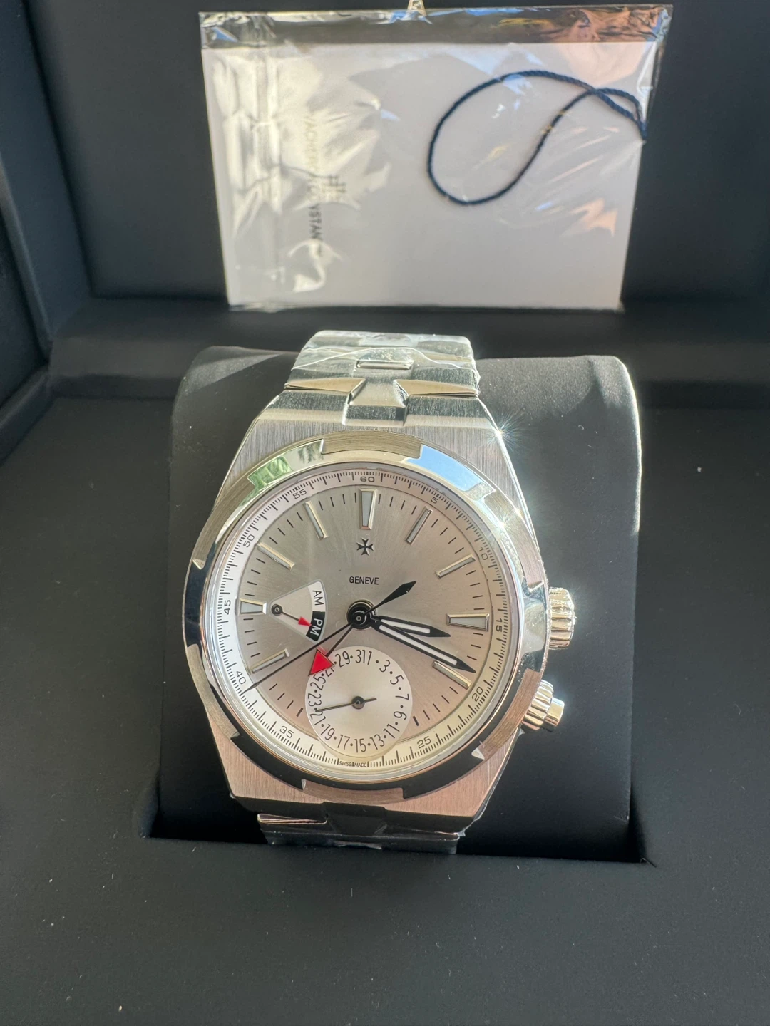 Overseas Lux Watch - photo 2