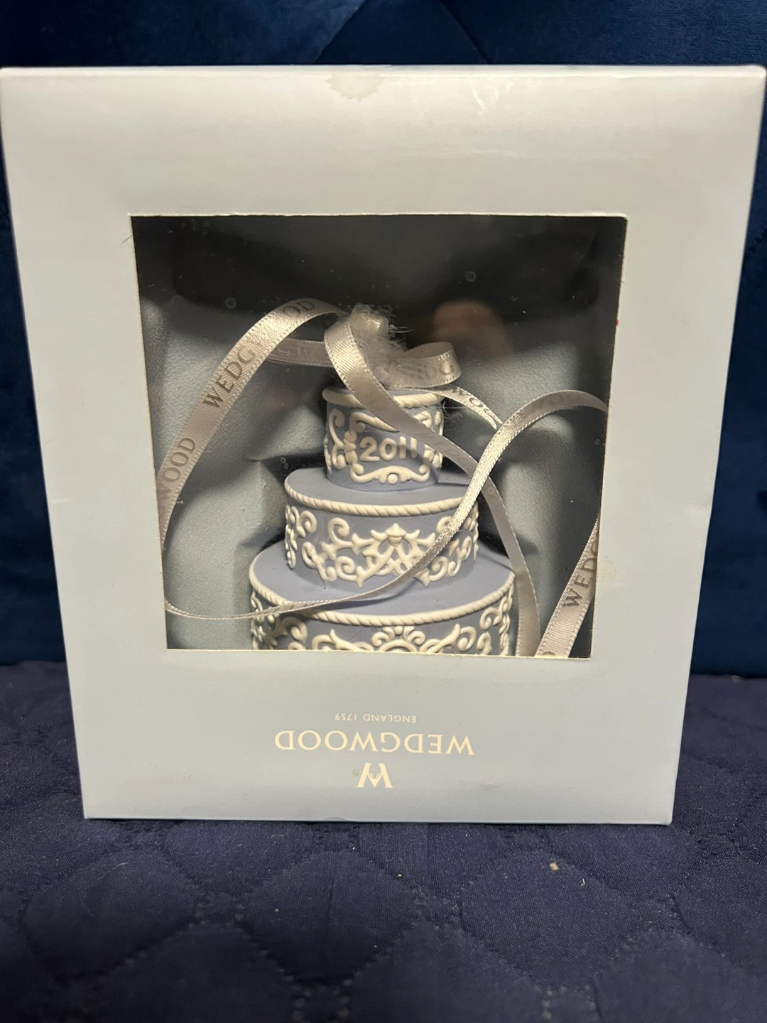 Wedgwood 2011 Cake Ornament