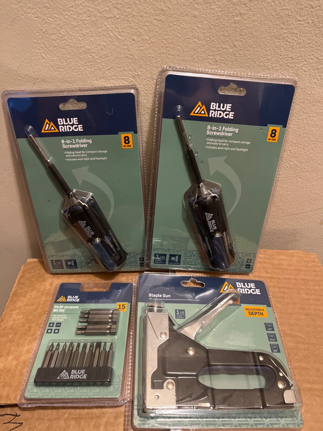 Blue Ridge 8-in-1 Folding Screwdriver and Multi-purpose Bit Set