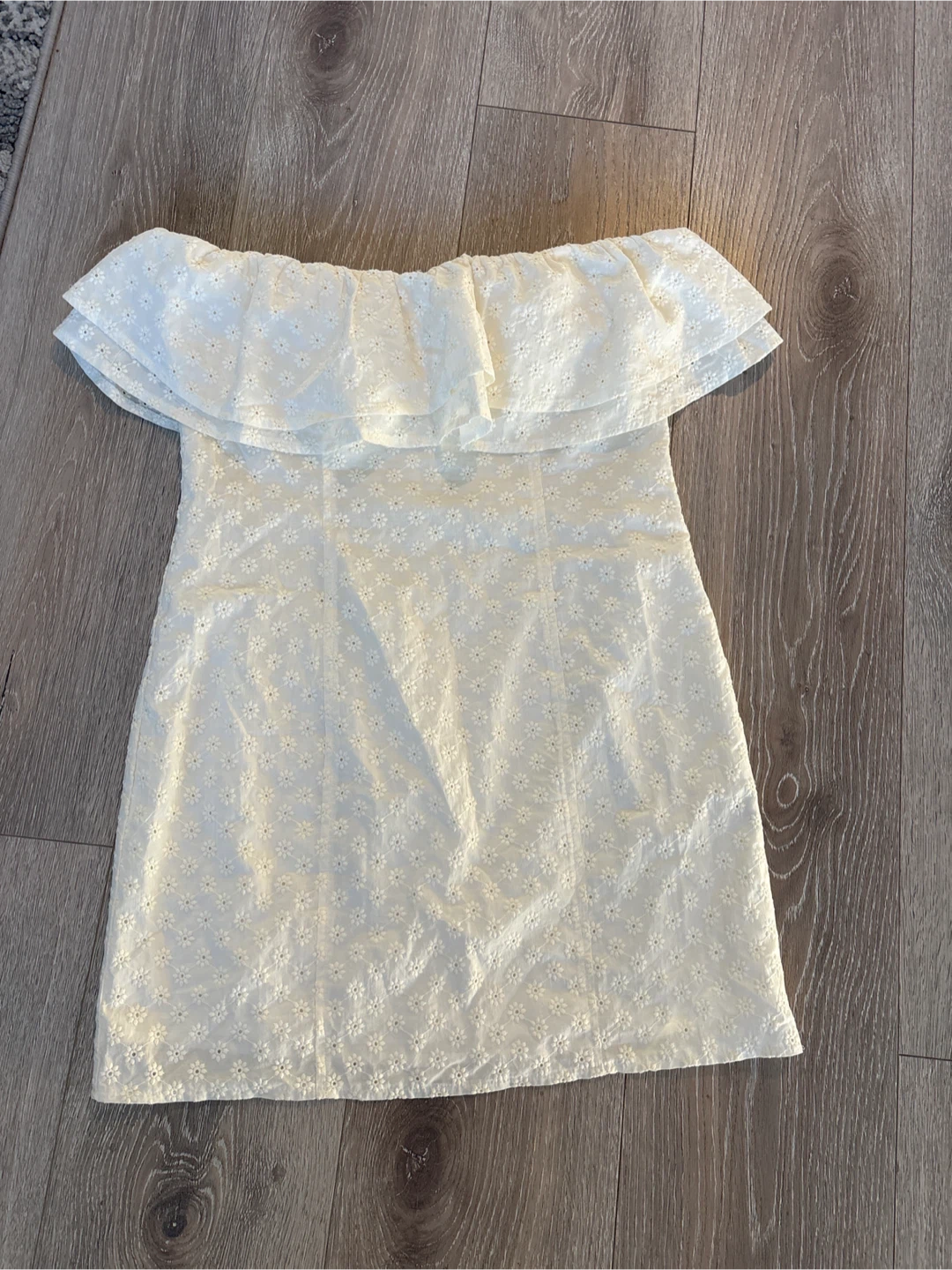 Forever 21 Off-the-Shoulder Eyelet Dress
