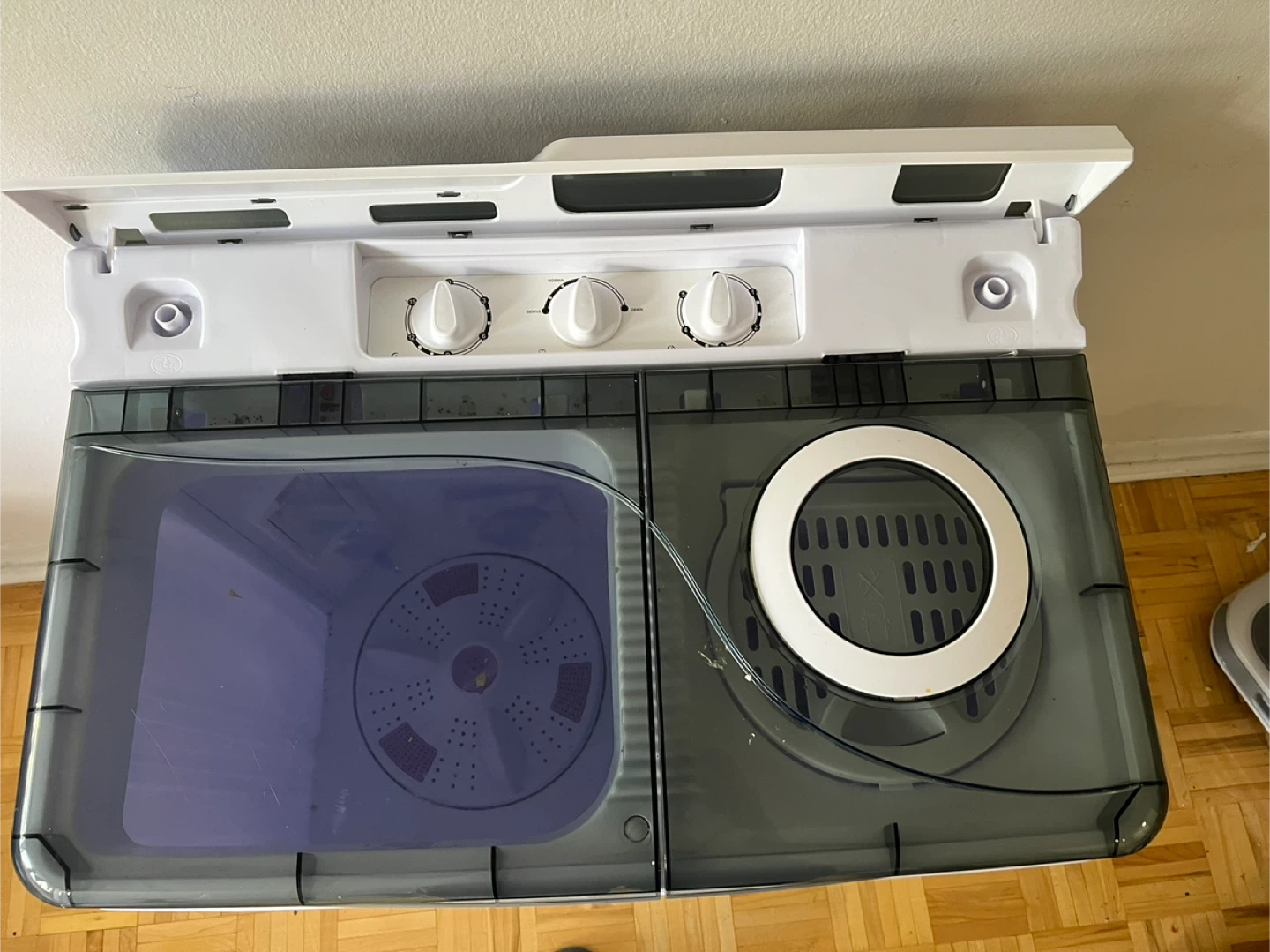 Compact Twin Tub Washing Machine - photo 2