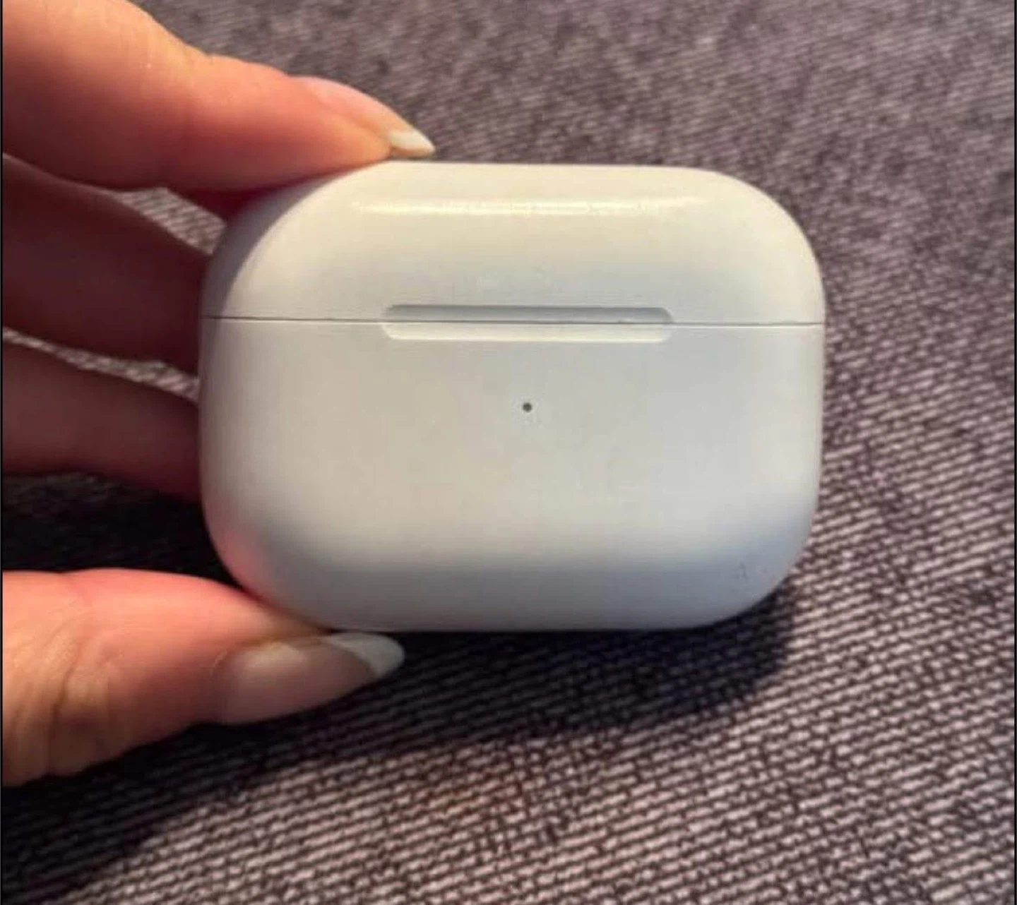 Apple AirPods Pro (1st Gen) - photo 3