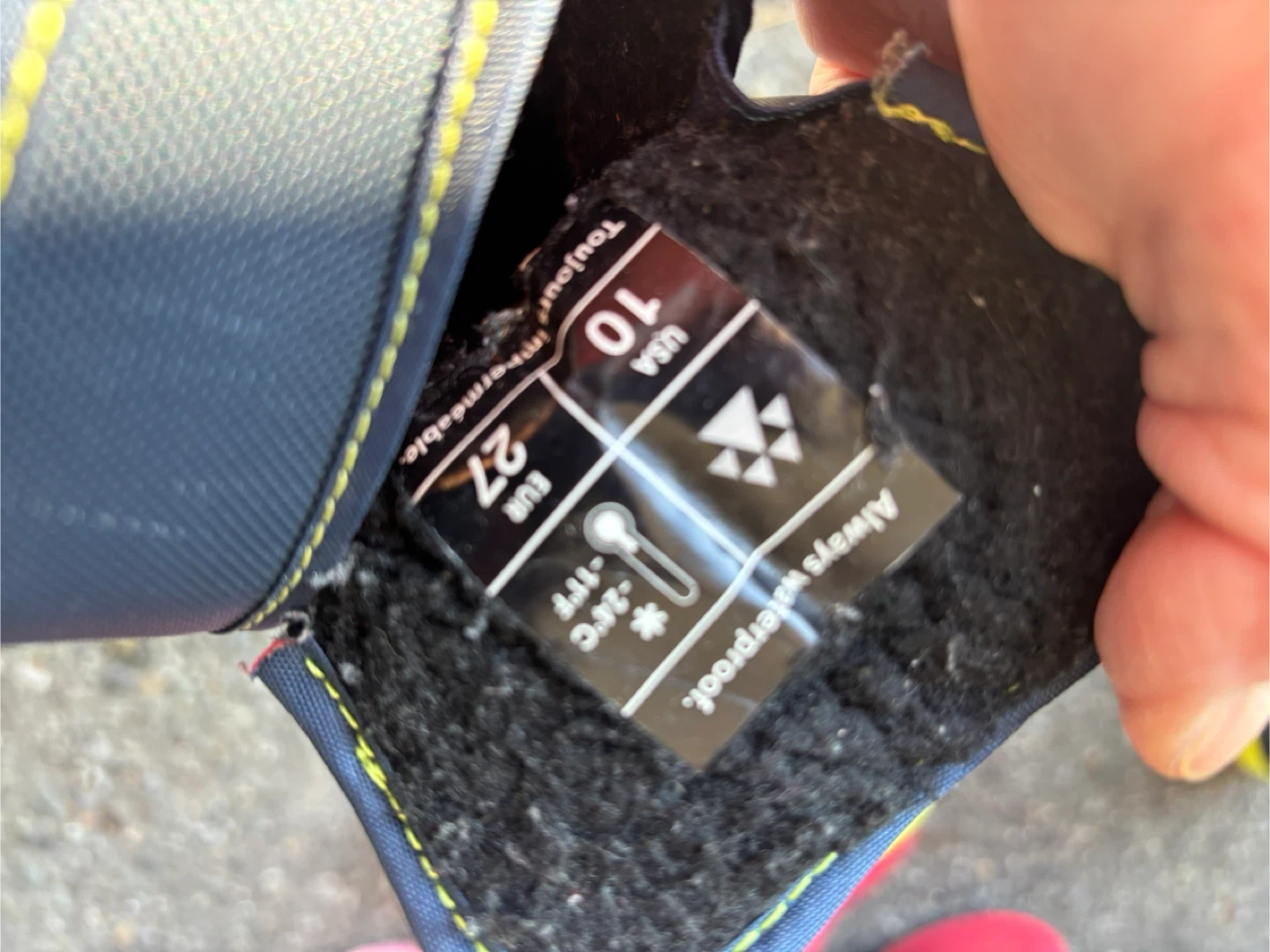 Boots for kids 5 dollars each - photo 3