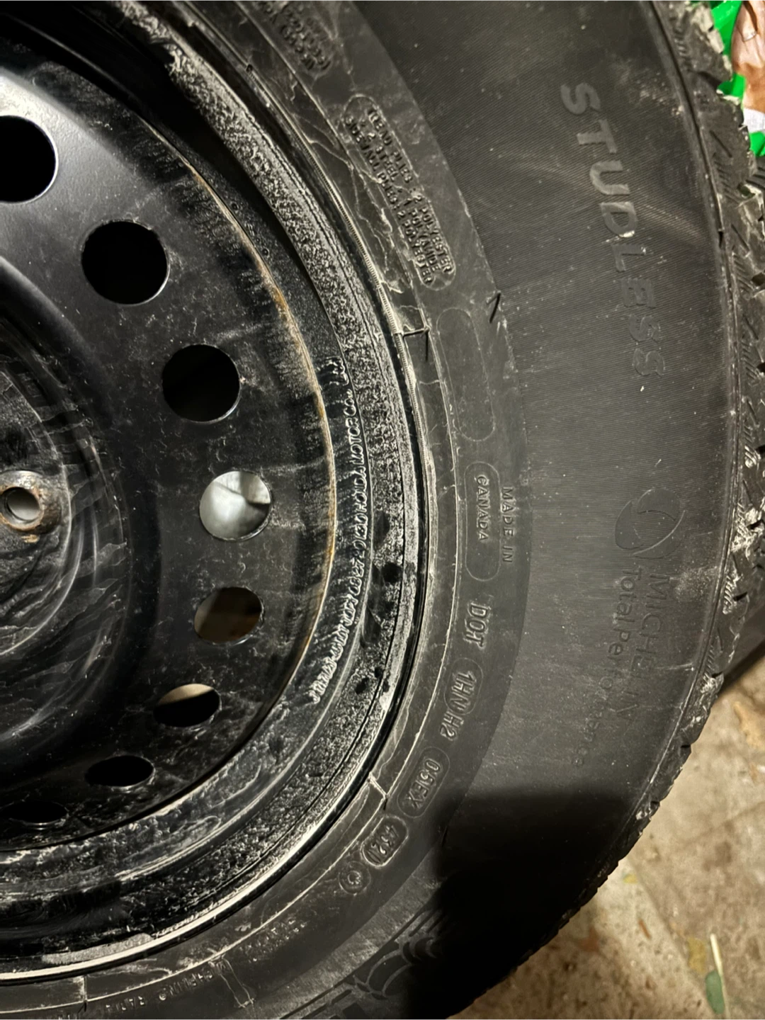 Michelin X-Ice Snow Winter Tire 235/65R17 - photo 2