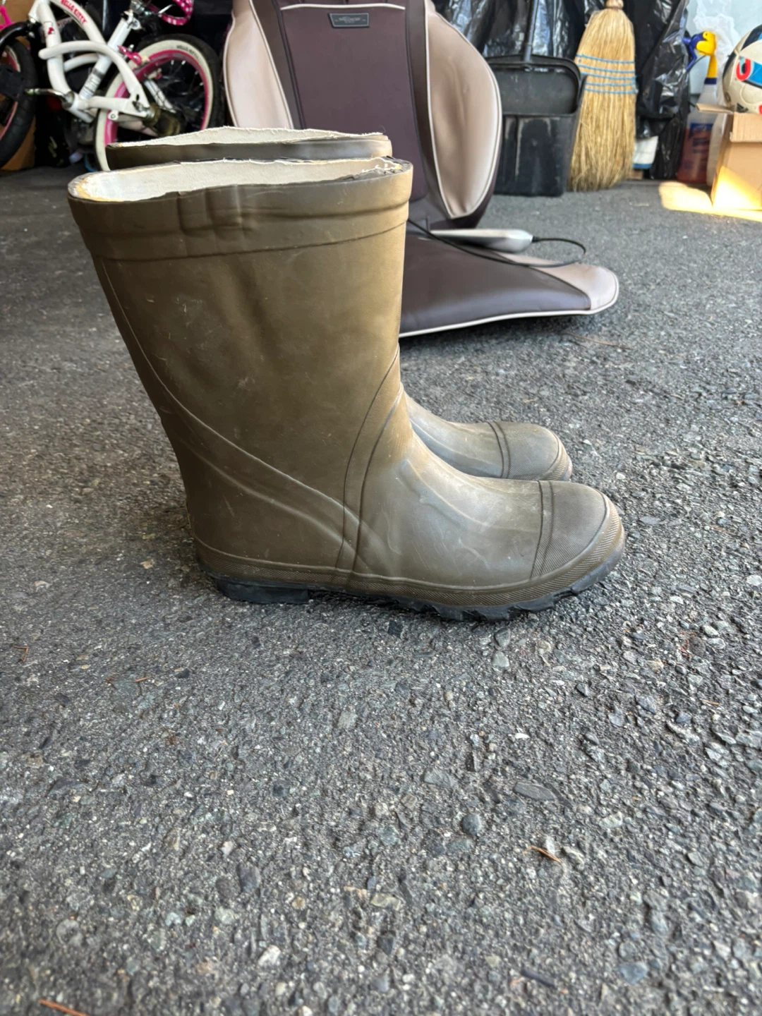 Boots for men size 11 - photo 2