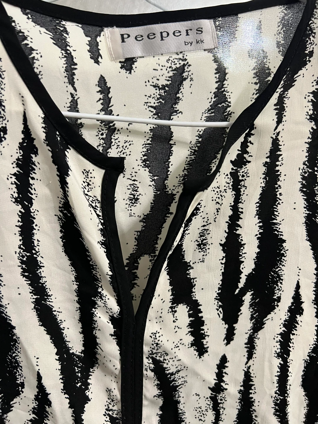 Peepers by KK Women's Animal Print Blouse - photo 2