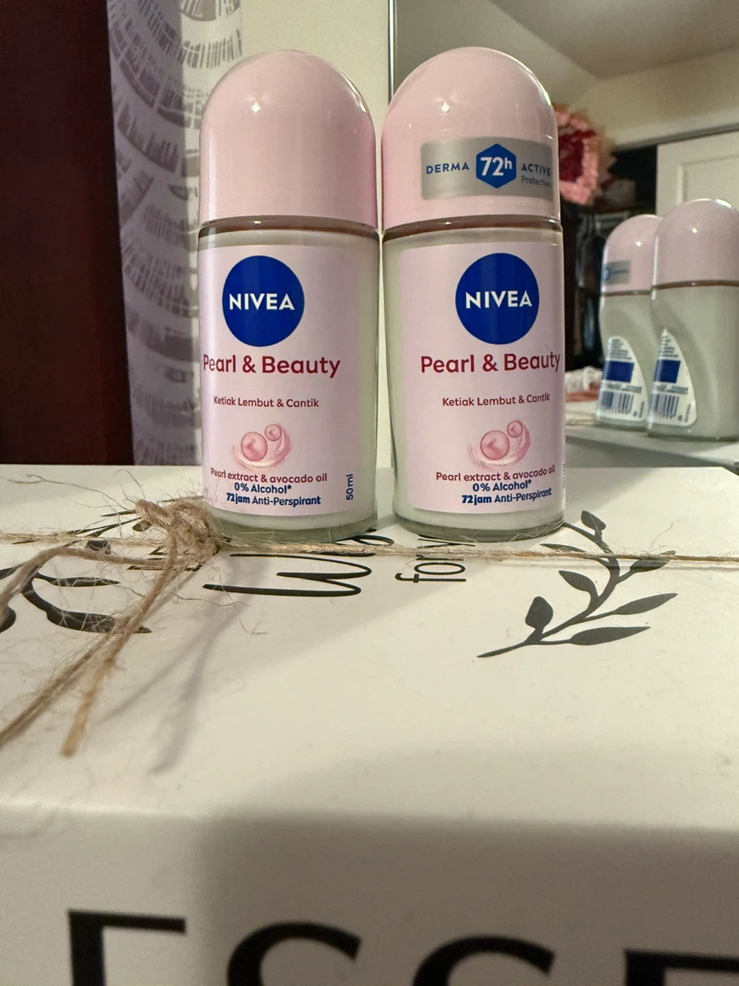 Nivea Pearl & Beauty Roll-On Deodorant (2 Pack) - 50ml Each - photo 3