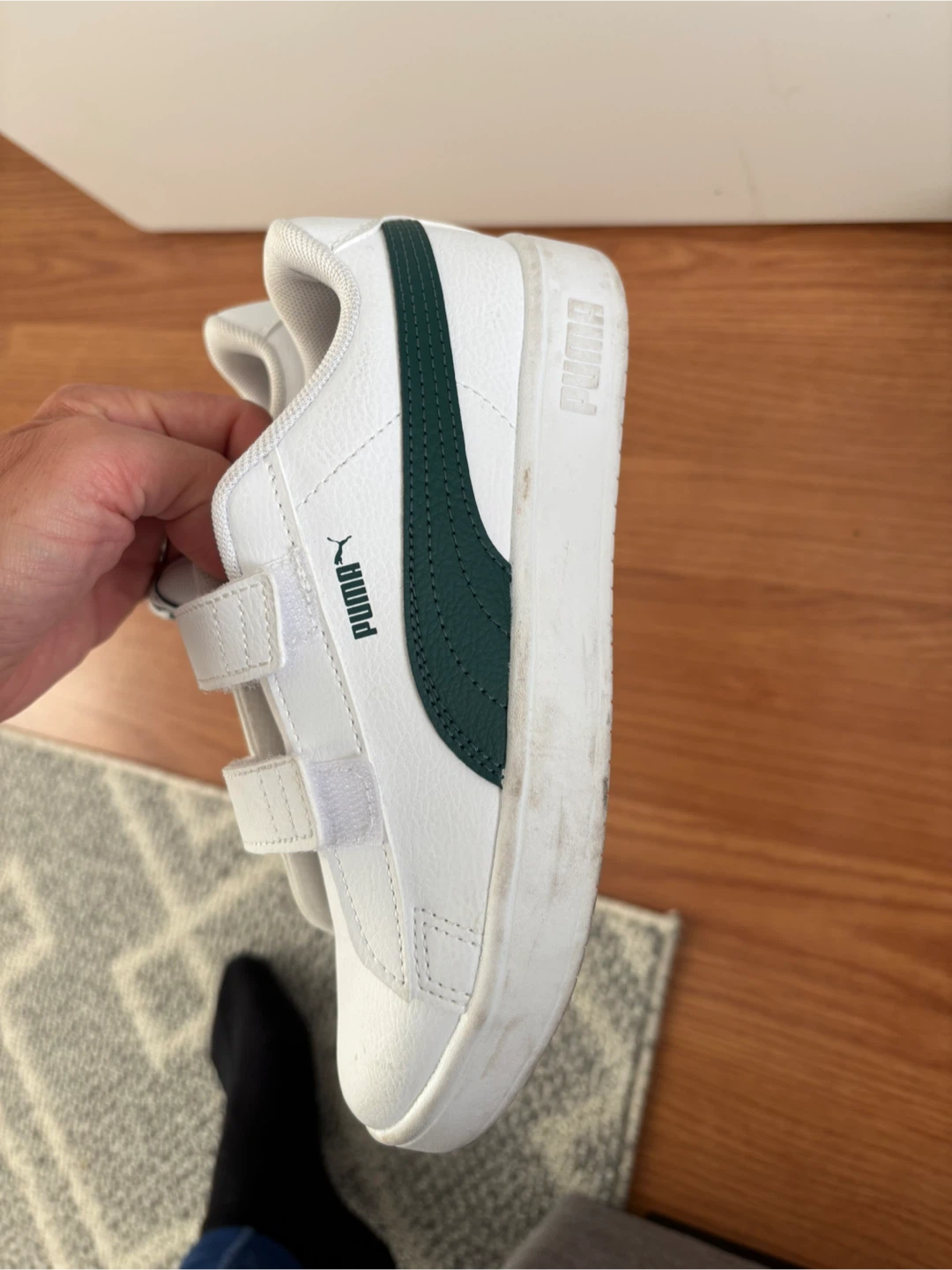 Size 2 White Sneakers - photo 2