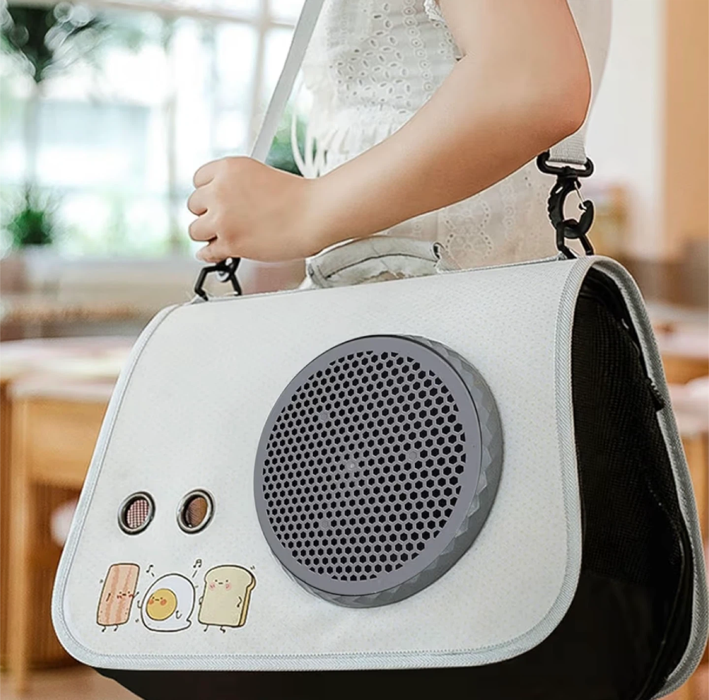 Pet Carrier Bag with Fan and Bubble Window for Pets Upto 16lbs - photo 3